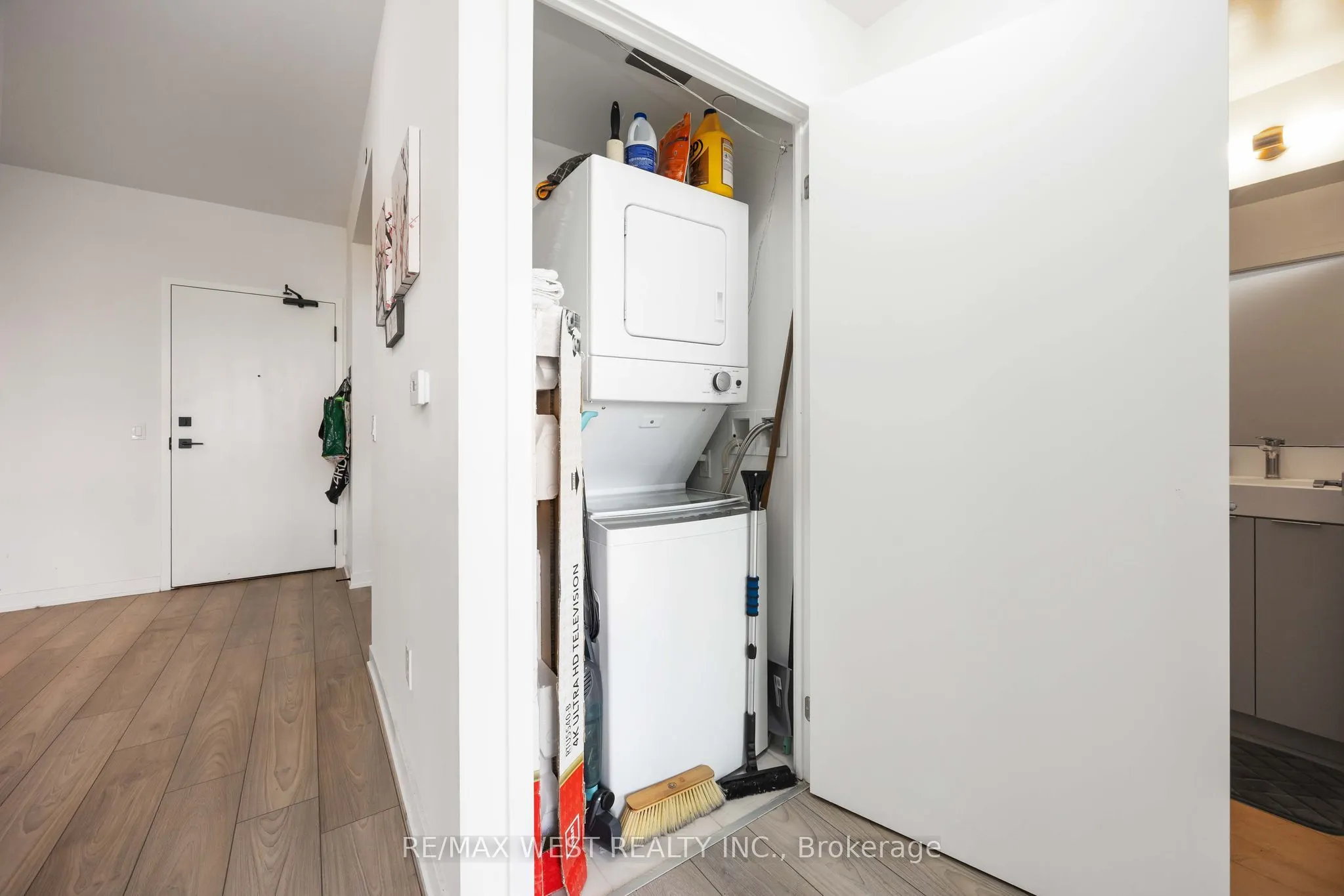 498 Caldari Road, #1225