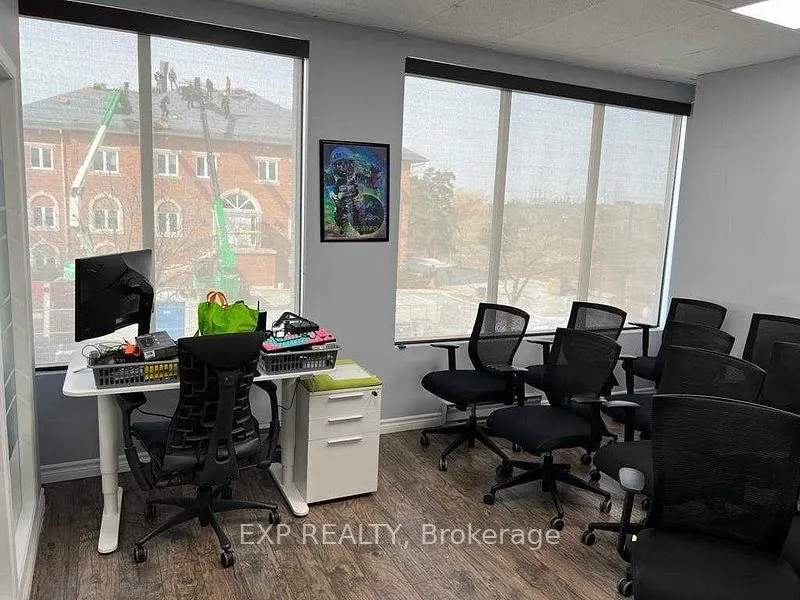 275 Renfrew Drive, #209