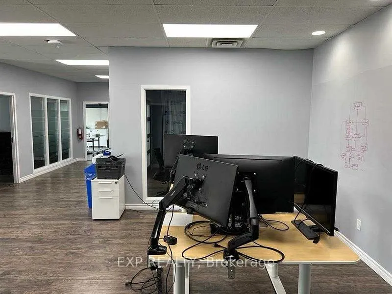 275 Renfrew Drive, #209