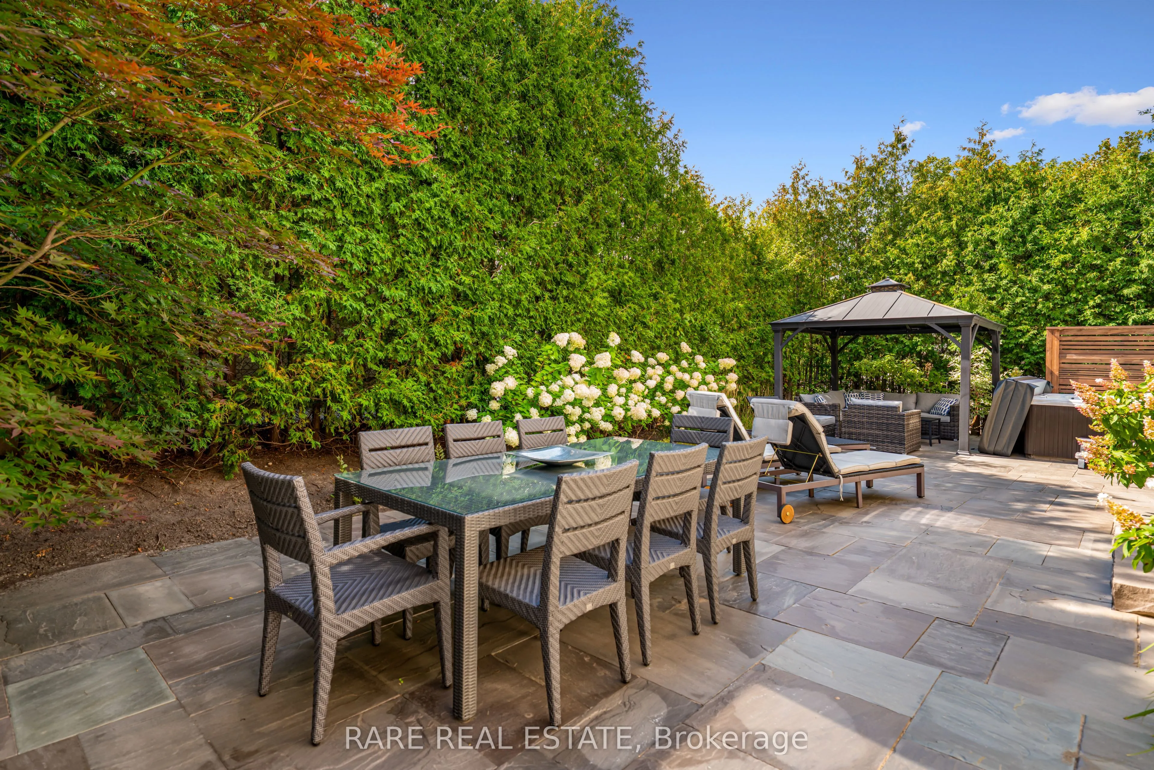 545 Highcliffe Drive