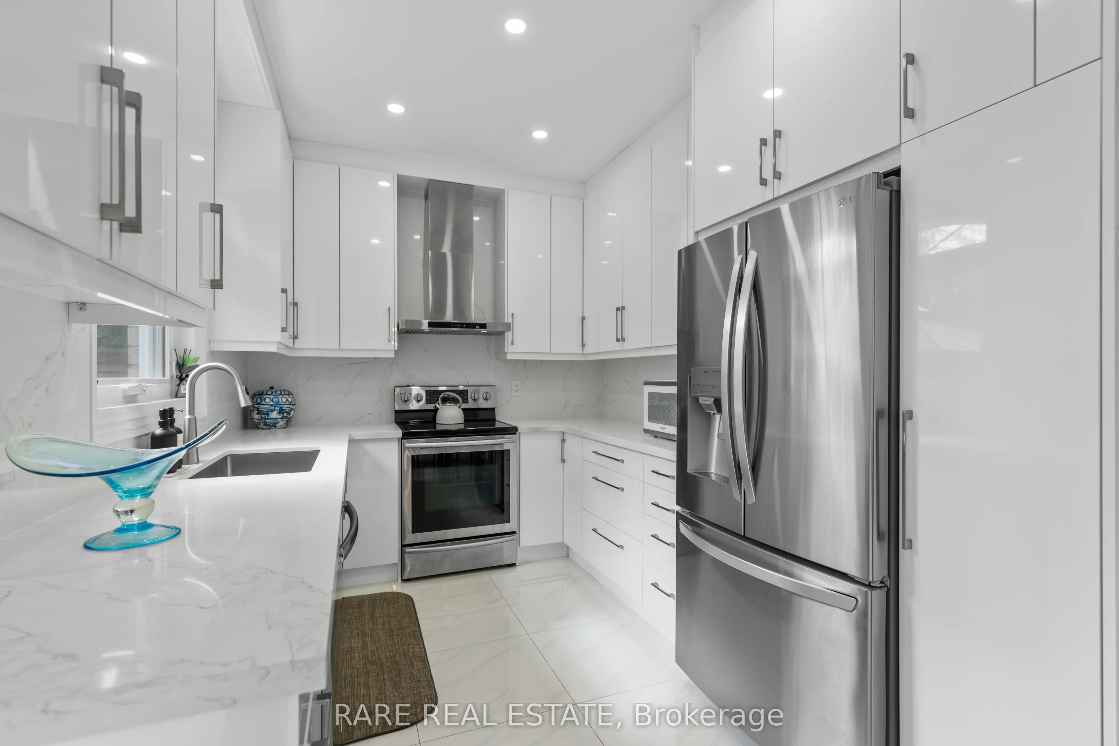 545 Highcliffe Drive