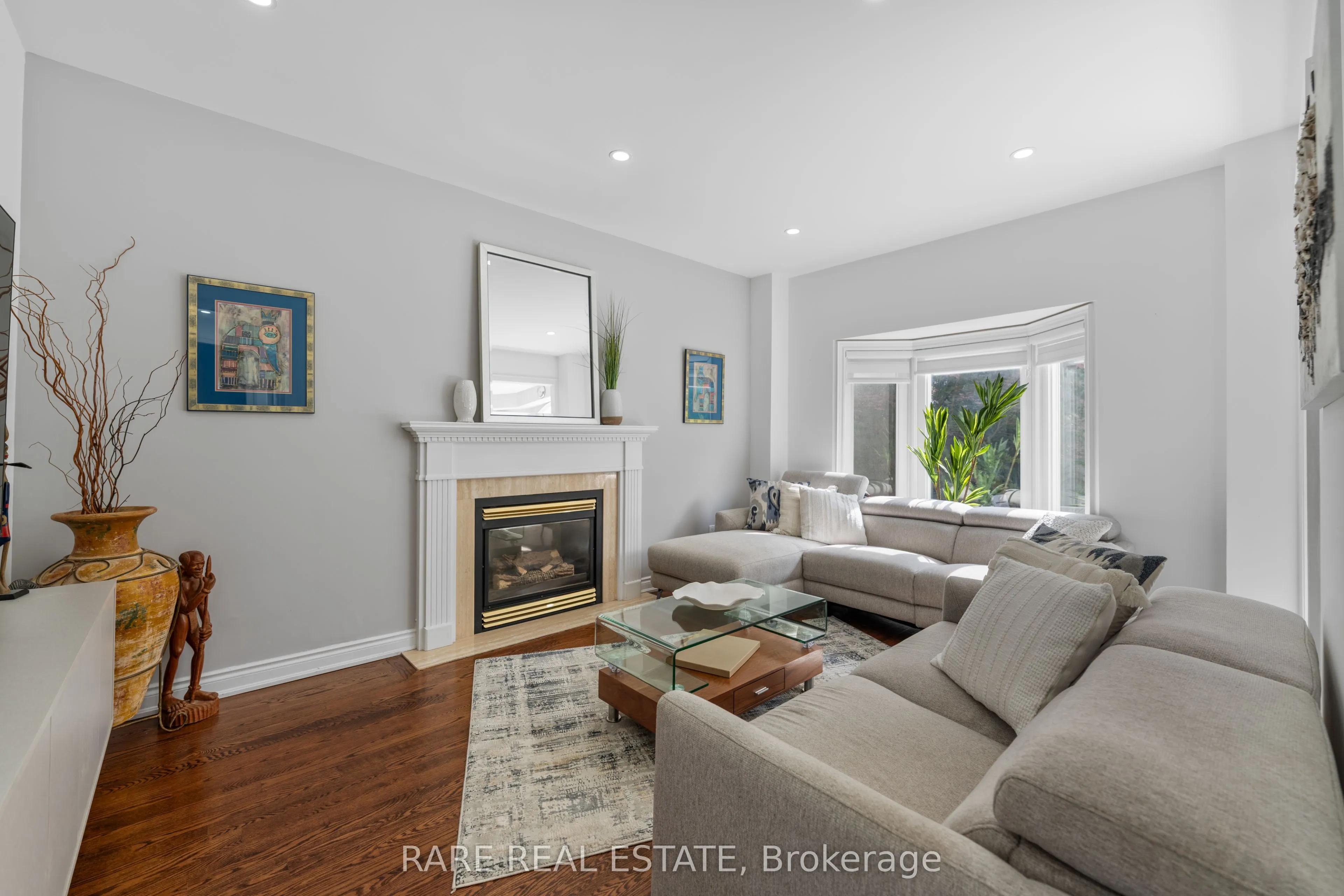545 Highcliffe Drive