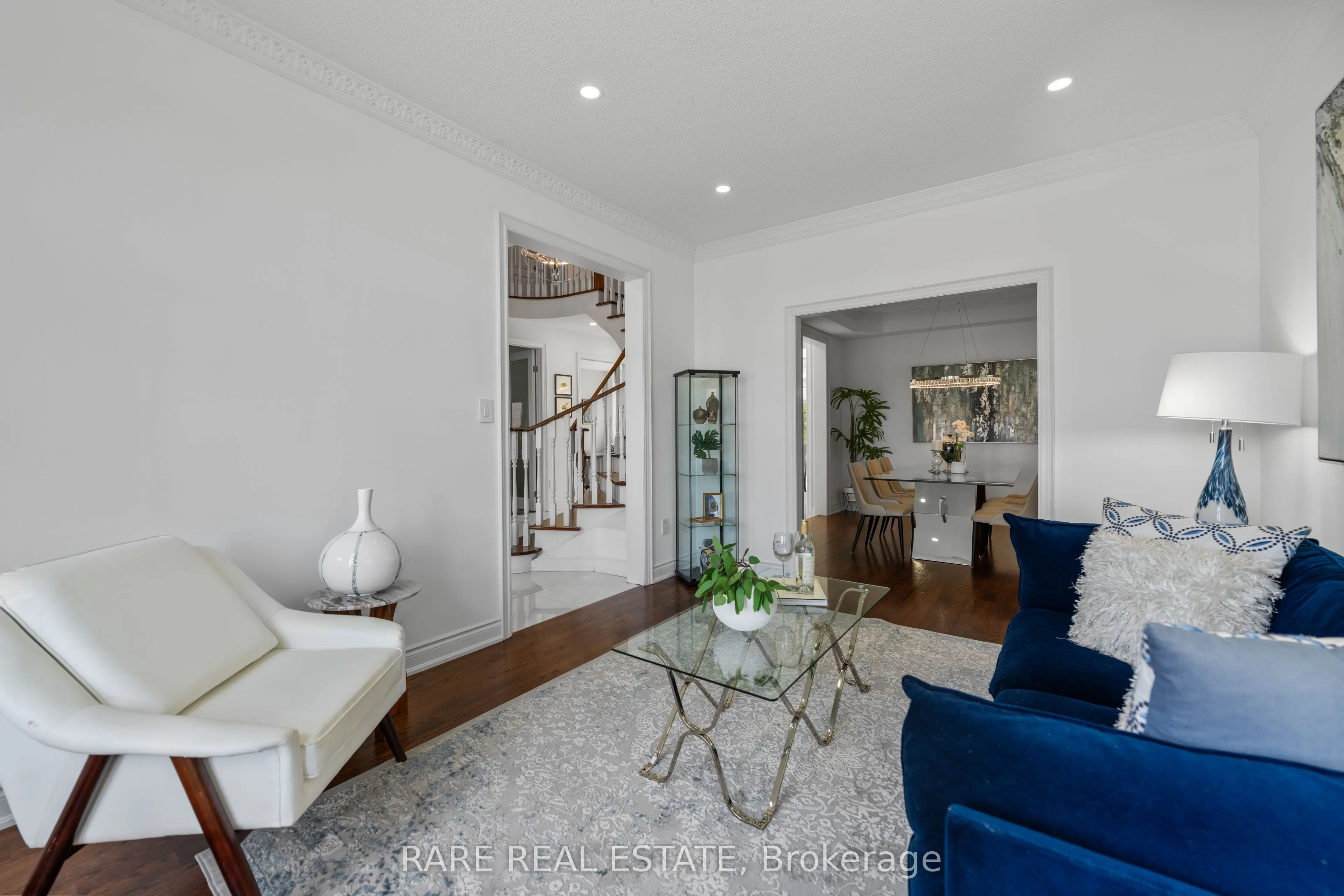 545 Highcliffe Drive