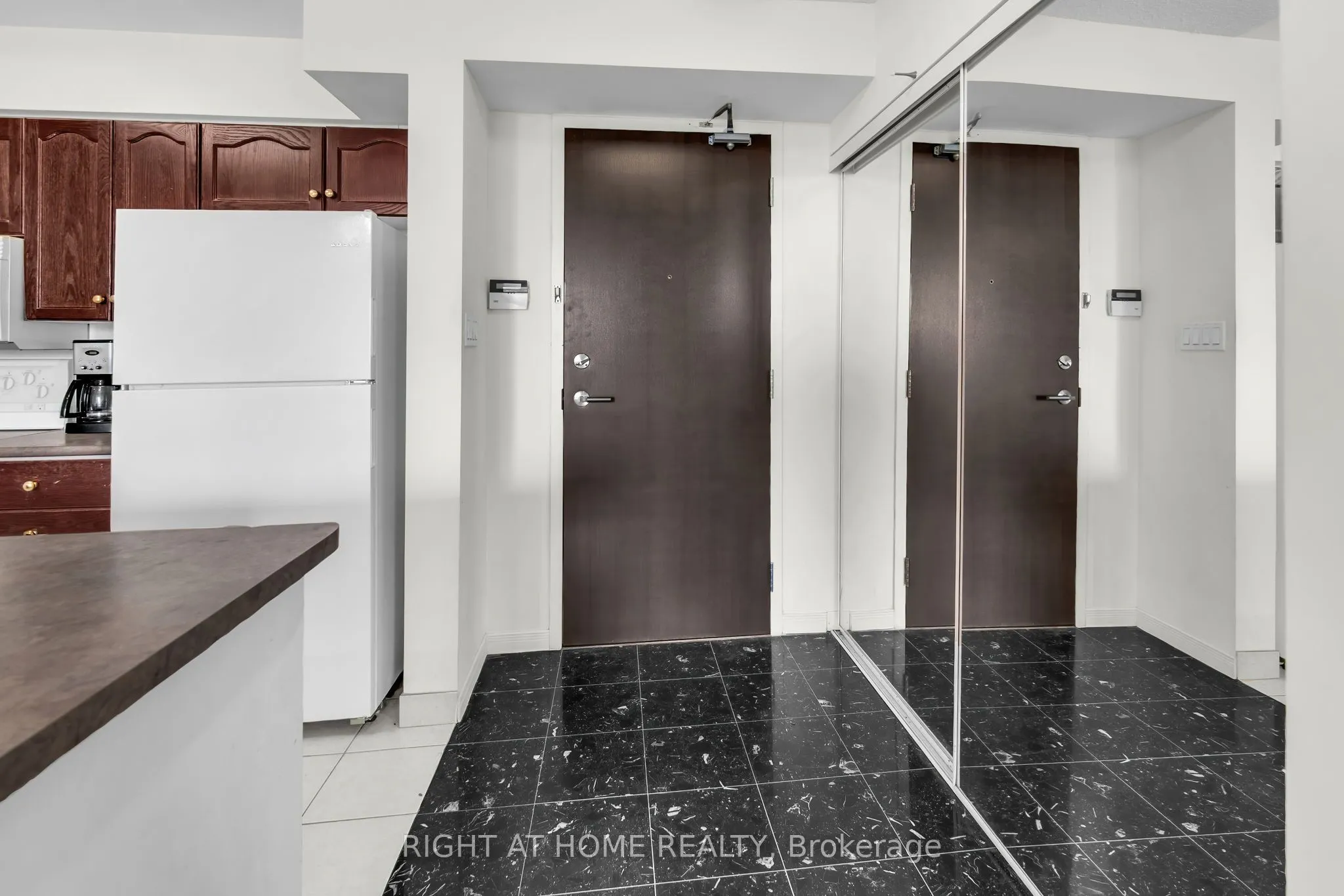 29 Northern Hts Drive, #601