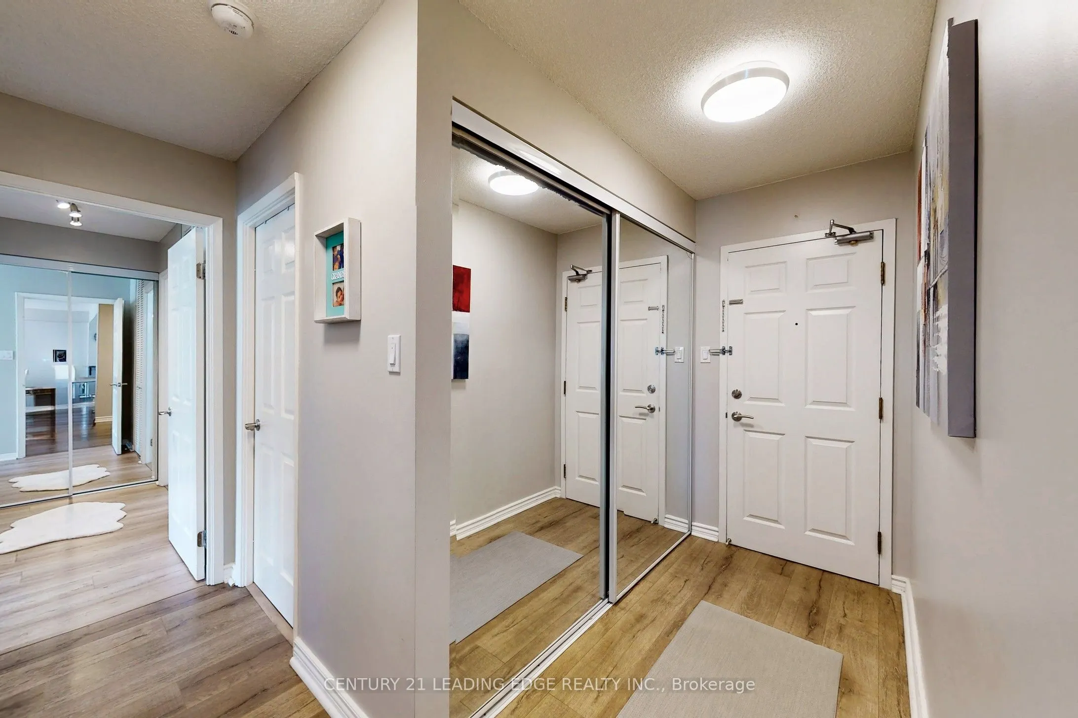 309 Major Mackenzie Drive E, #413
