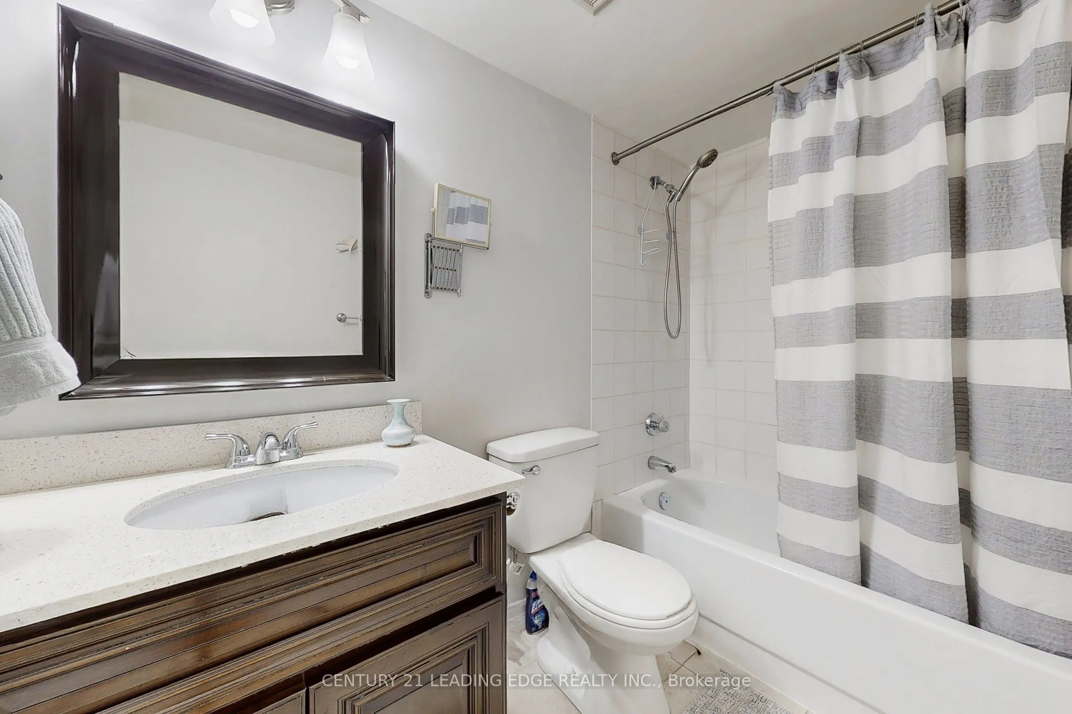 309 Major Mackenzie Drive E, #413