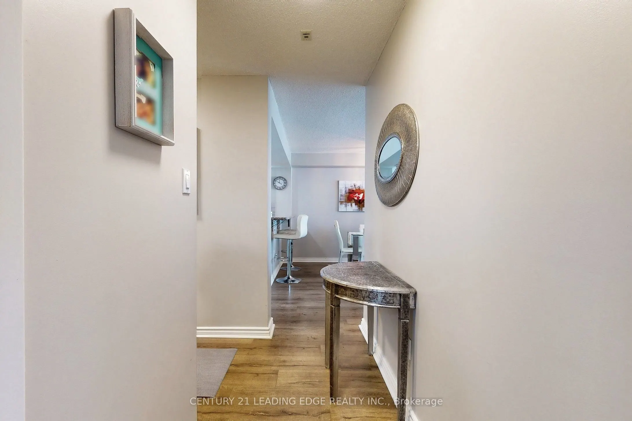 309 Major Mackenzie Drive E, #413