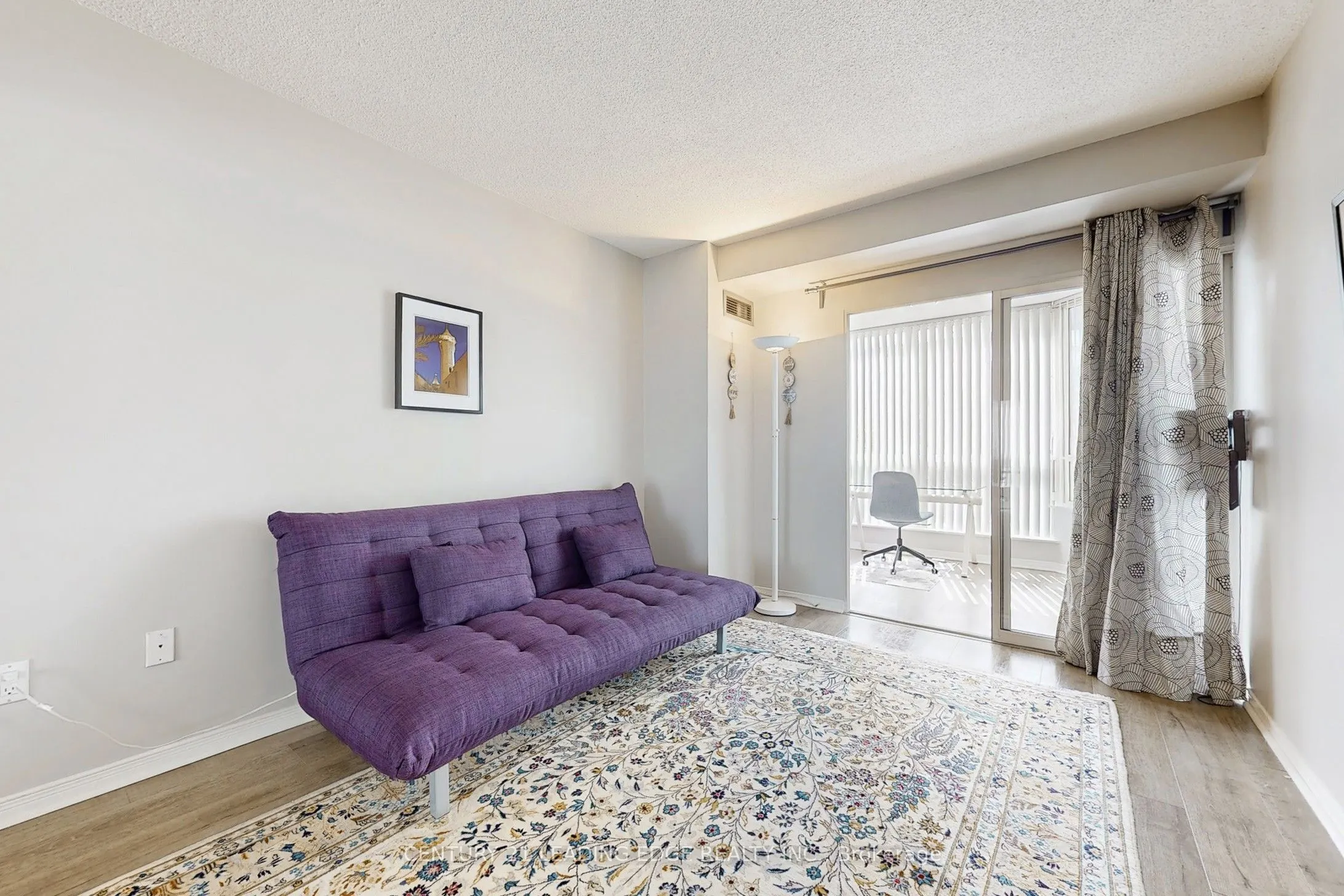 309 Major Mackenzie Drive E, #413