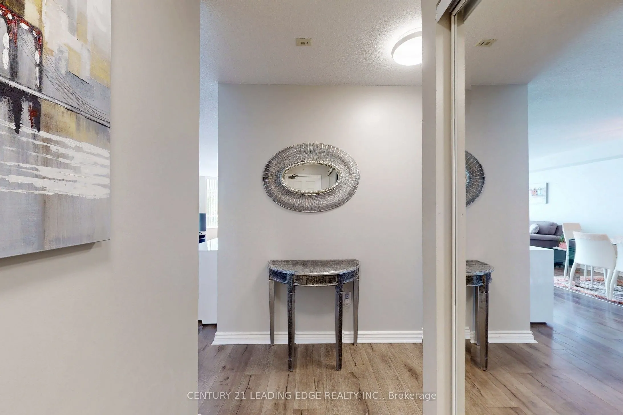 309 Major Mackenzie Drive E, #413