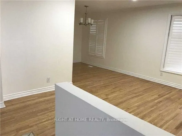 38 Stoddart Drive, #Main