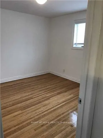 38 Stoddart Drive, #Main