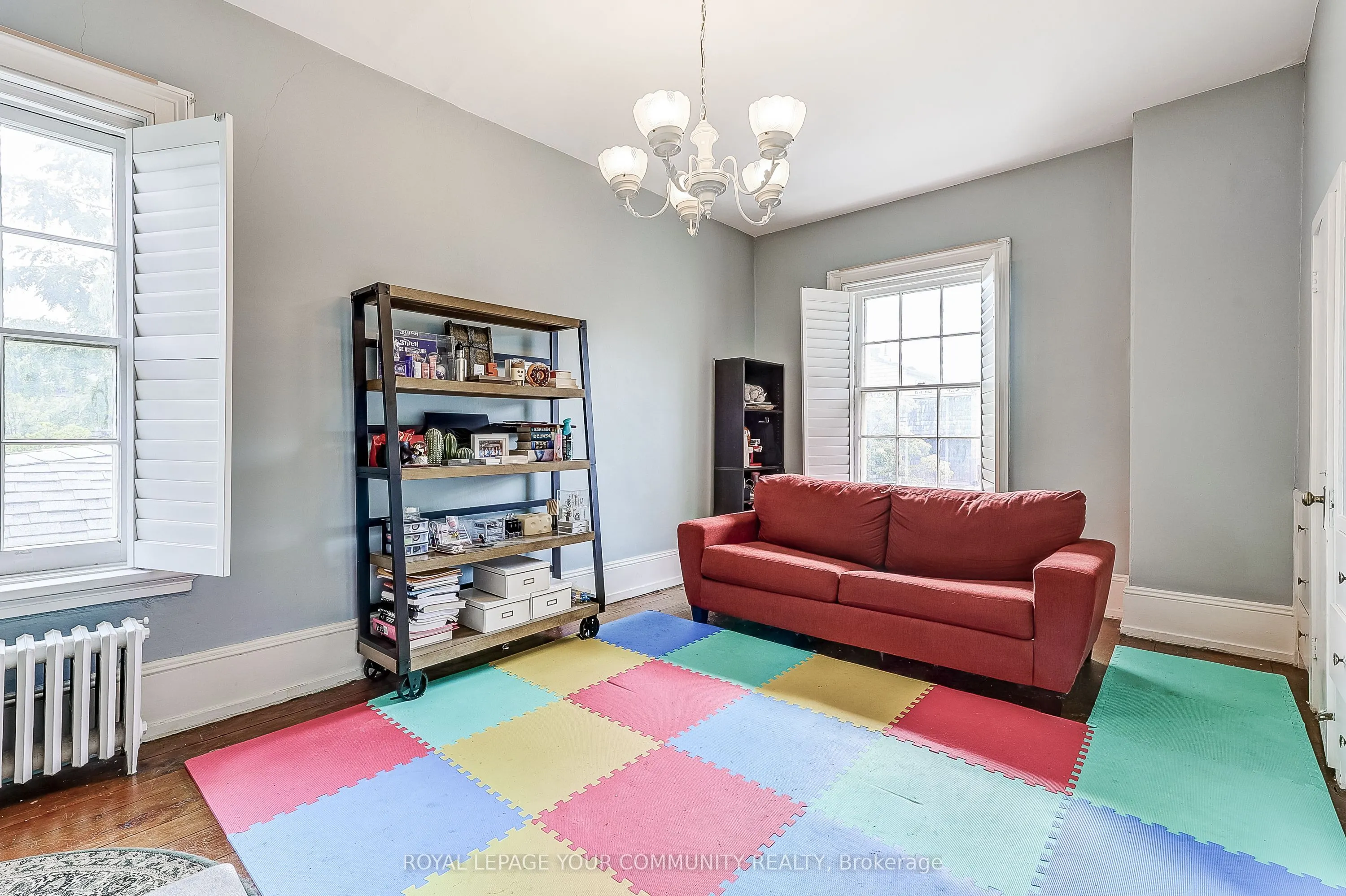 54 Cricklewood Crescent