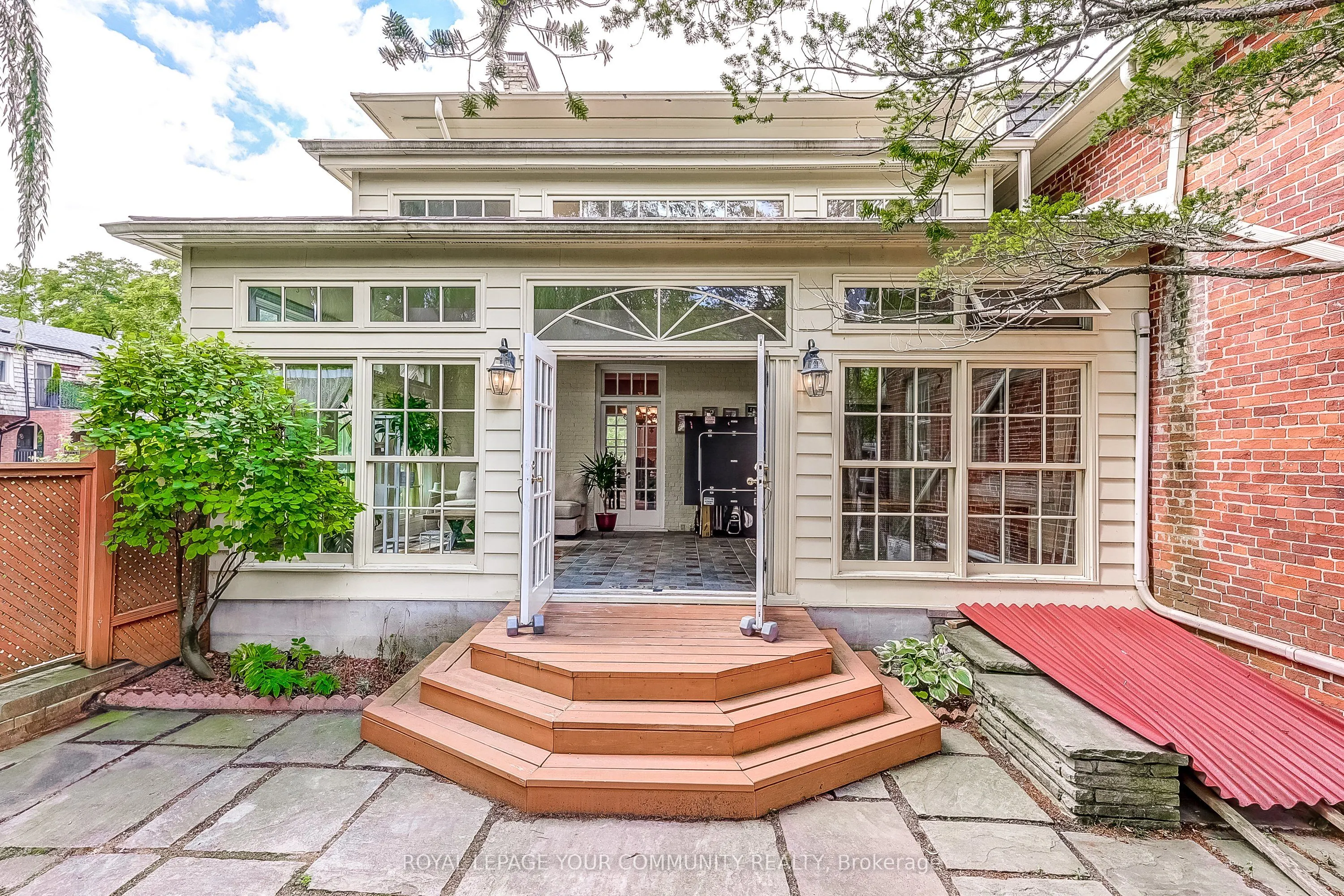 54 Cricklewood Crescent