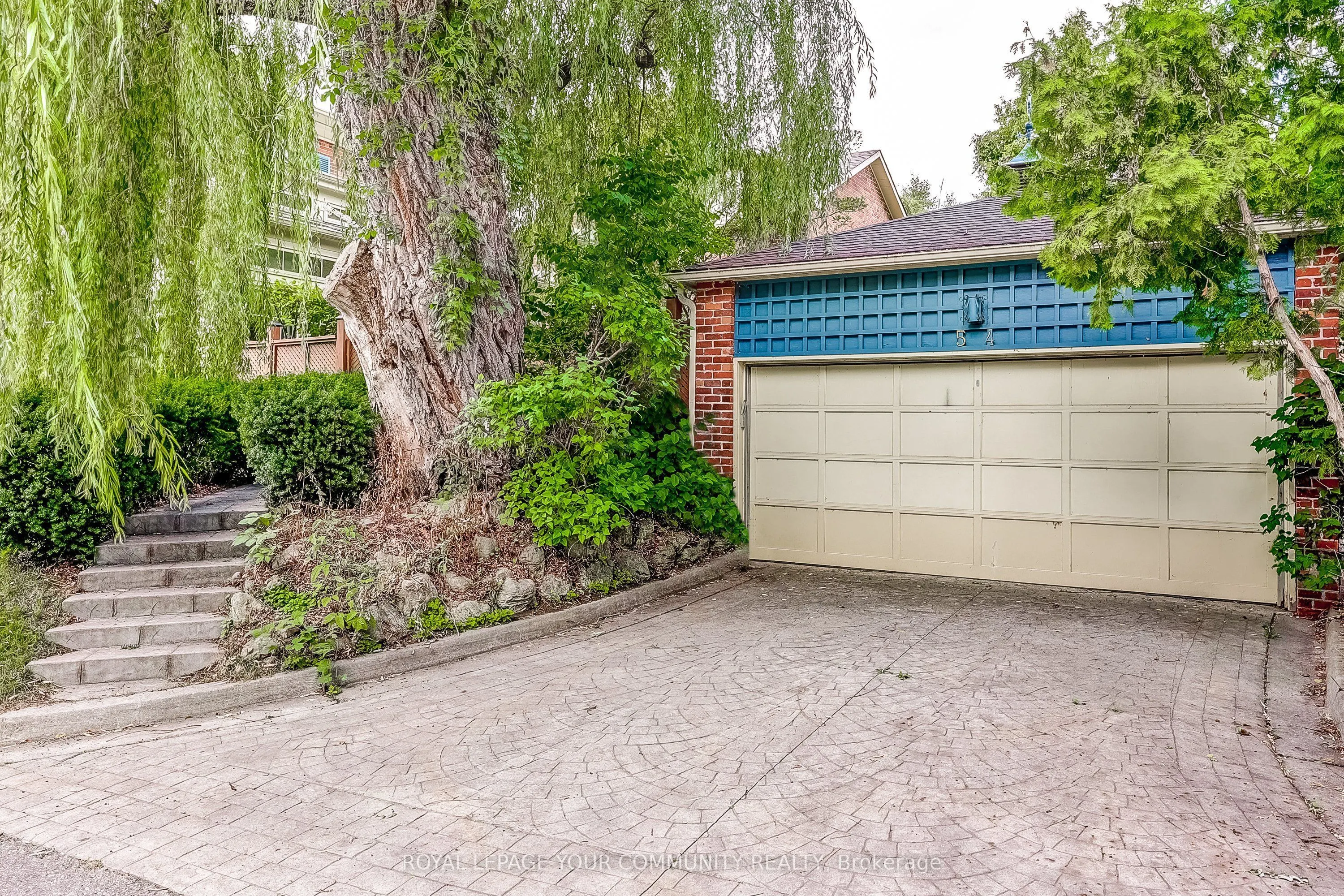 54 Cricklewood Crescent