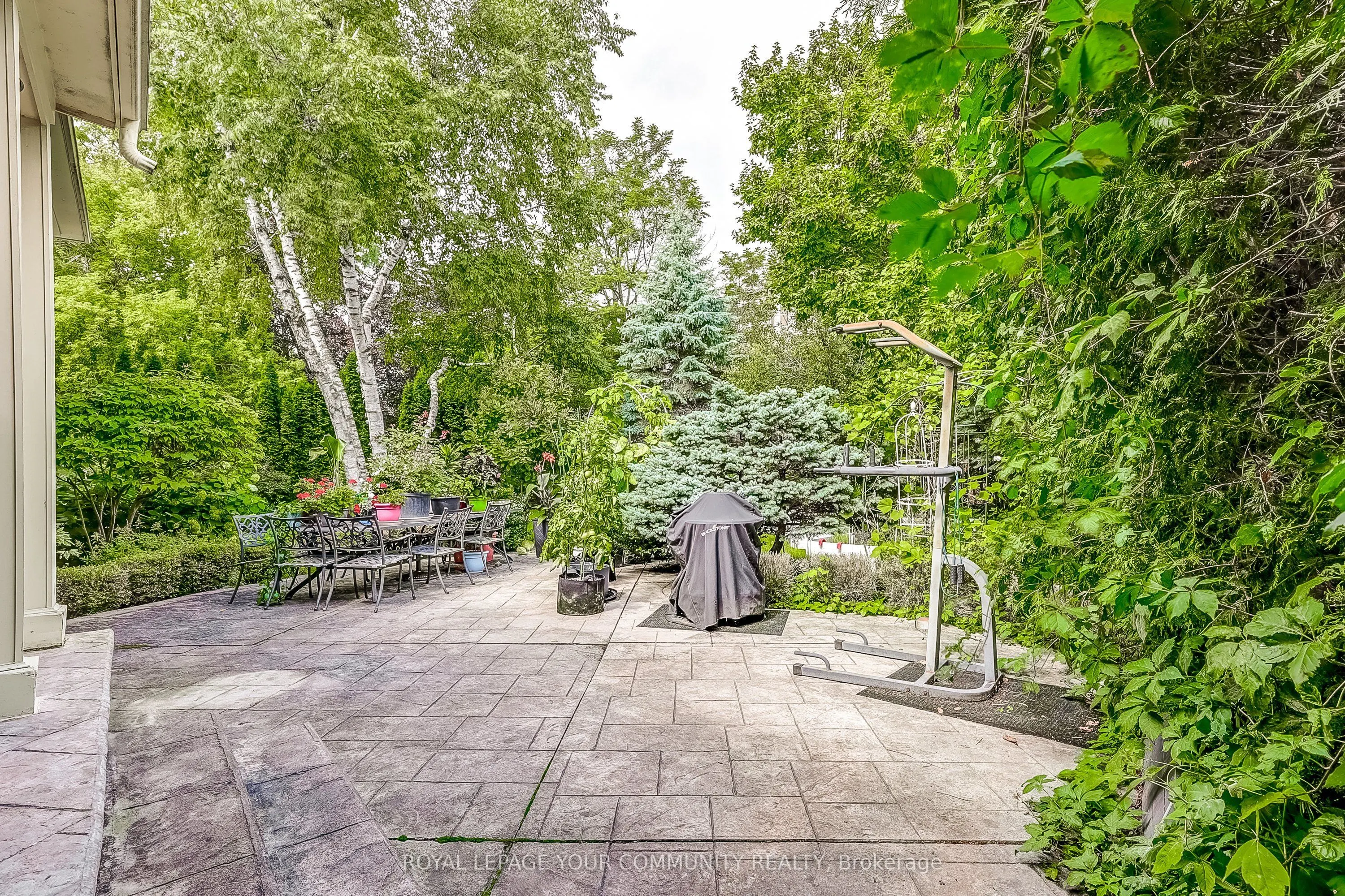 54 Cricklewood Crescent