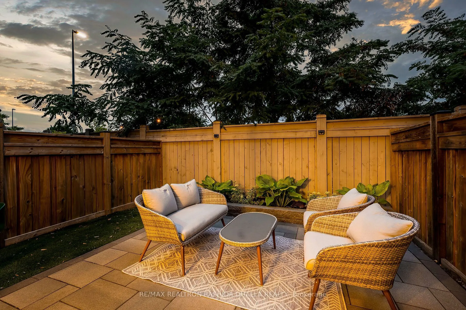 87 Glenngarry Crescent