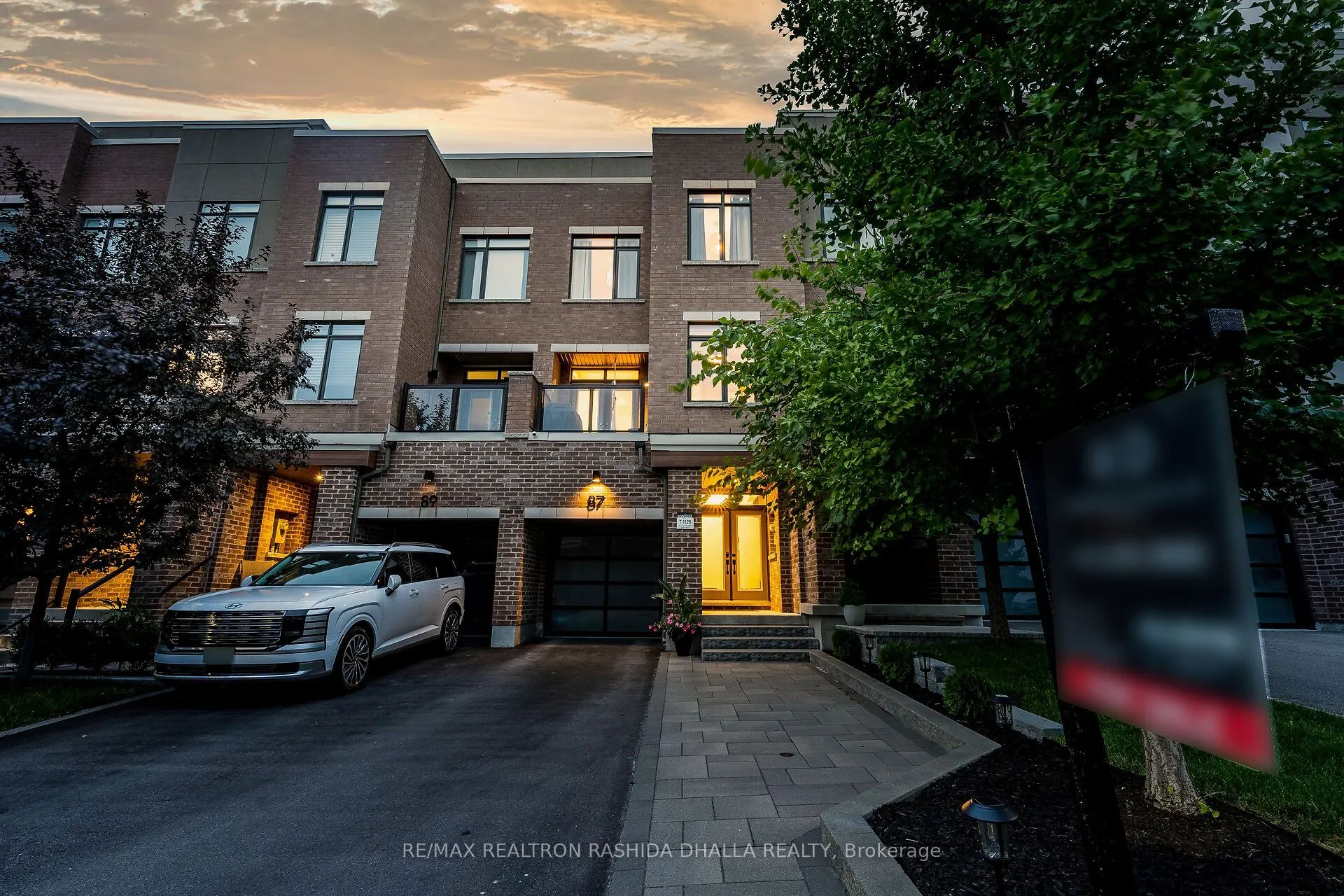 87 Glenngarry Crescent