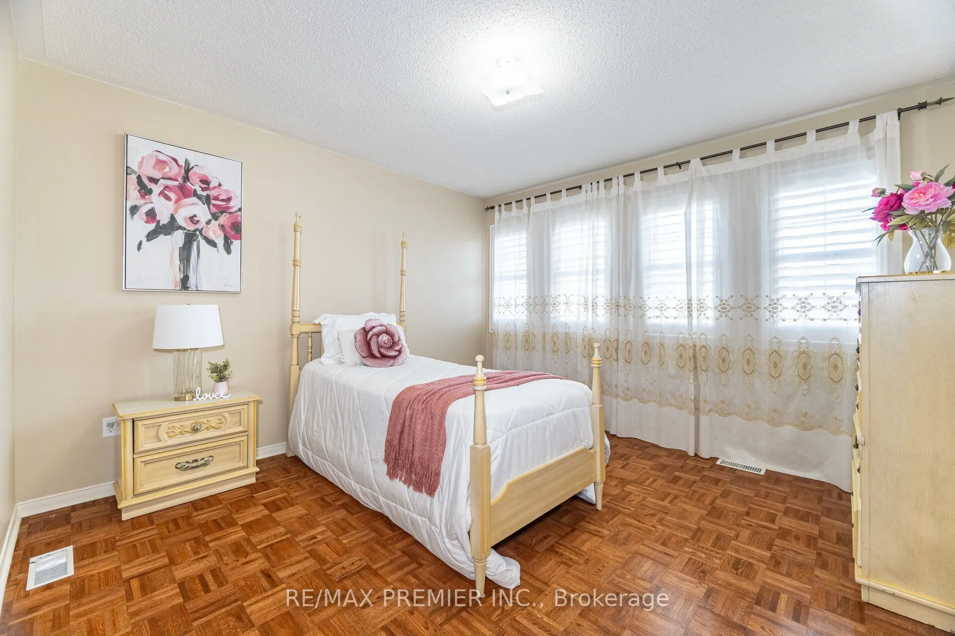 265 Julia Valentina Avenue