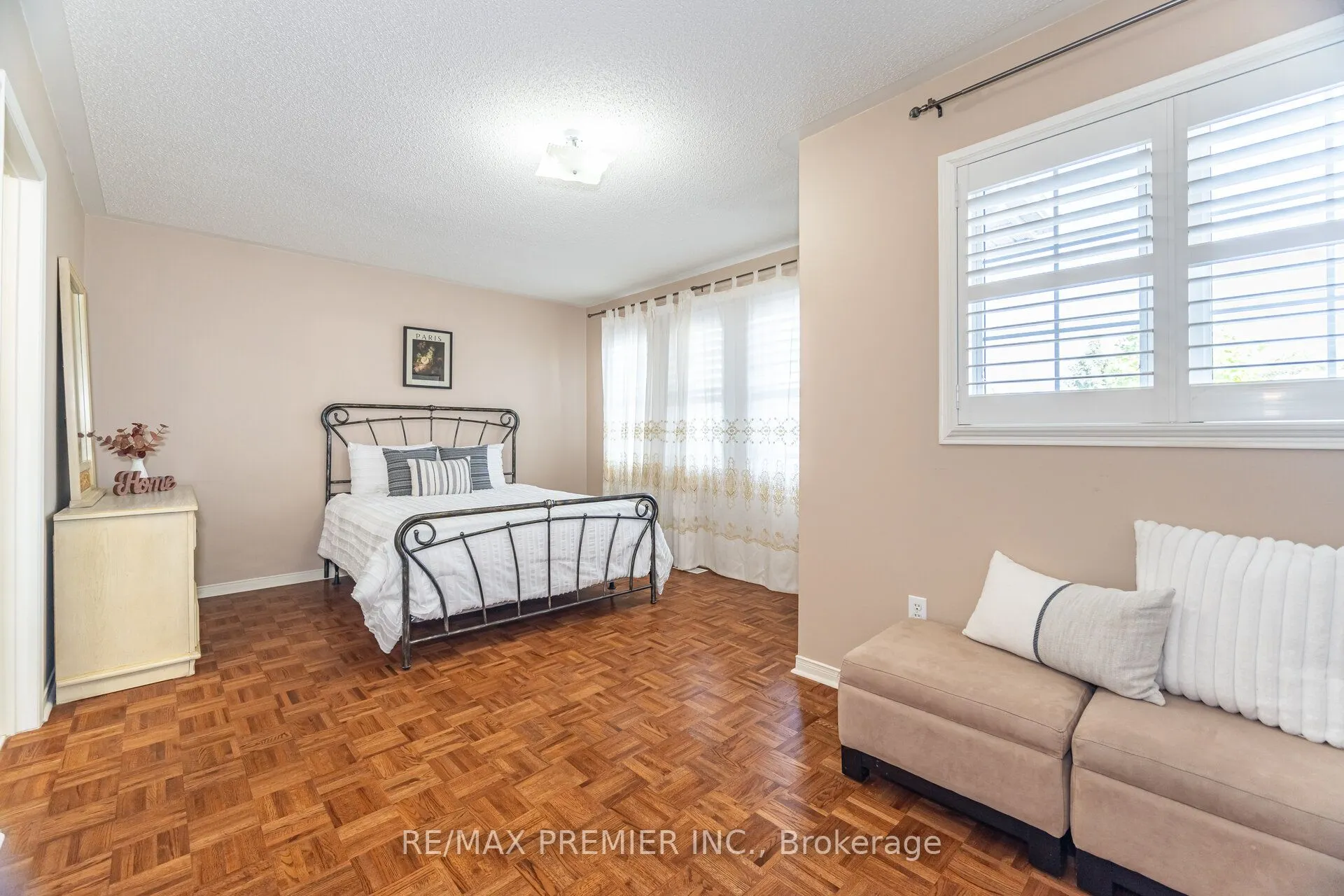 265 Julia Valentina Avenue