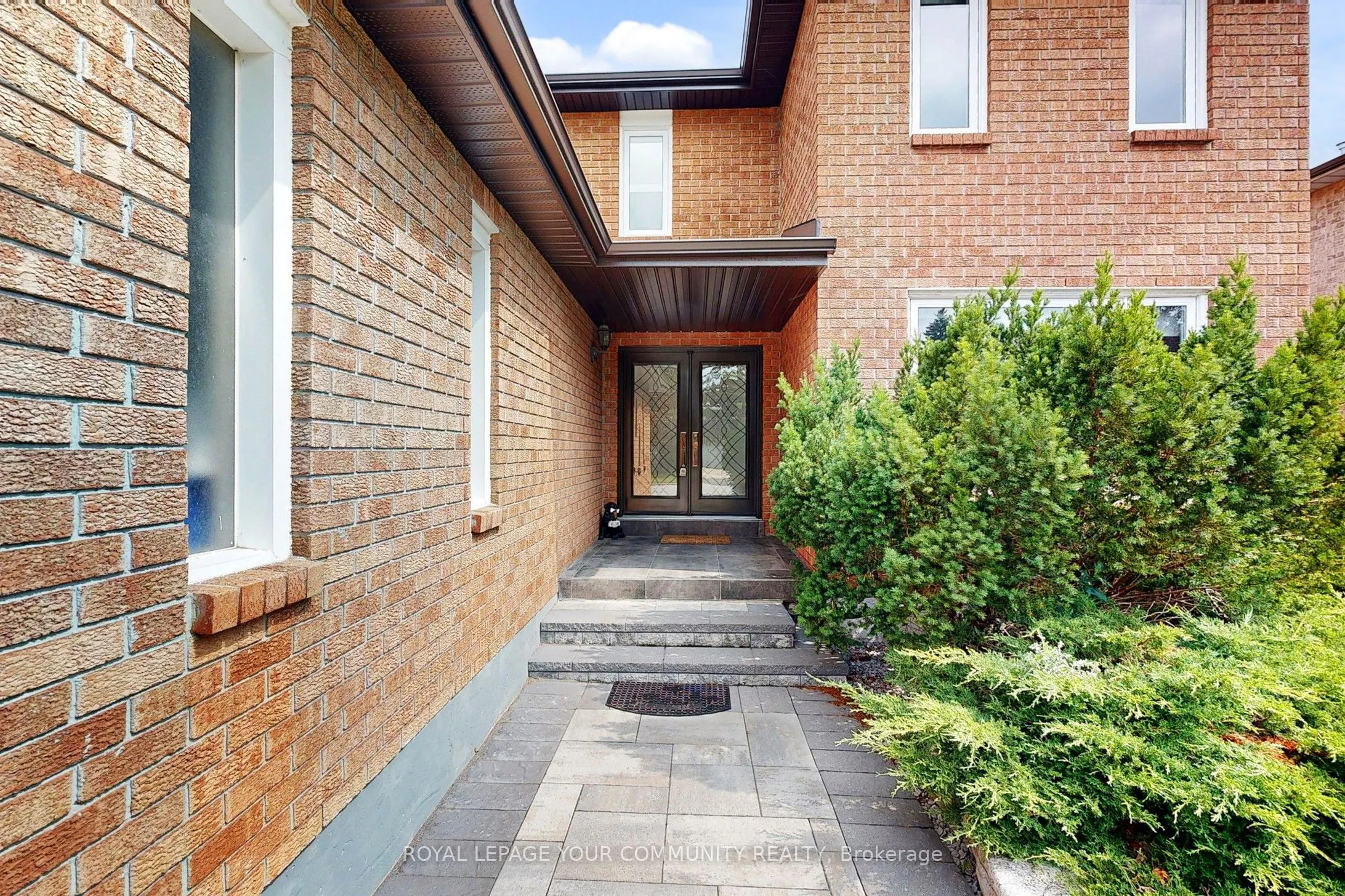 7 Shaftsbury Avenue
