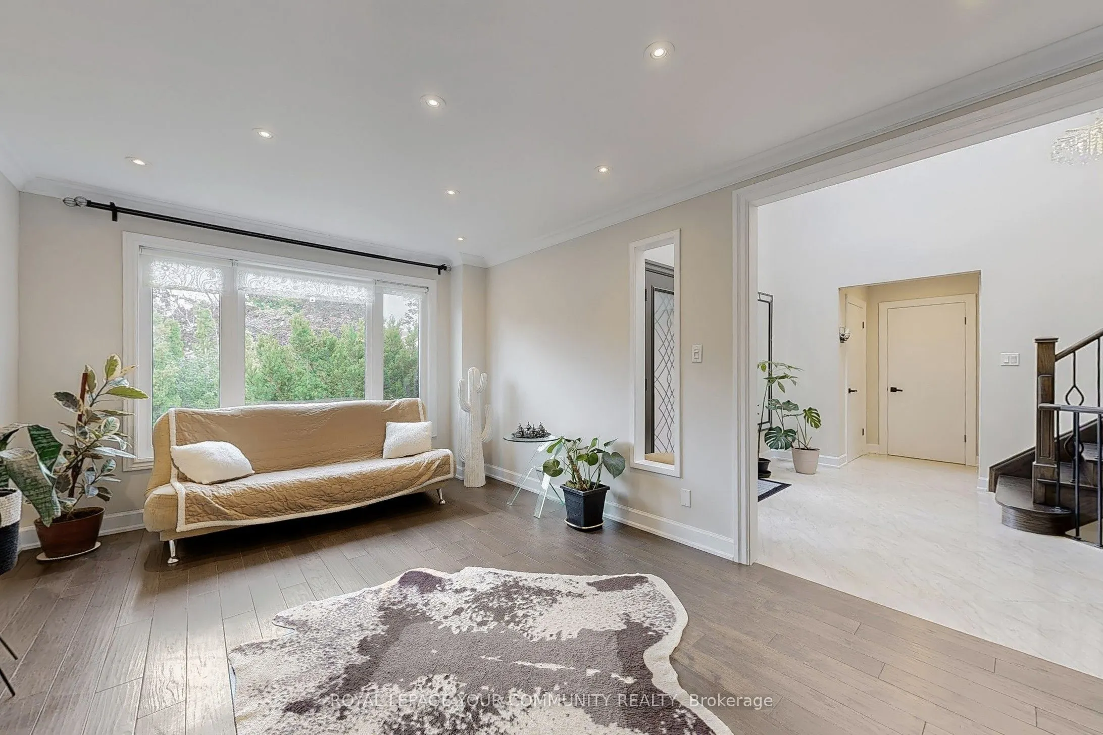 7 Shaftsbury Avenue