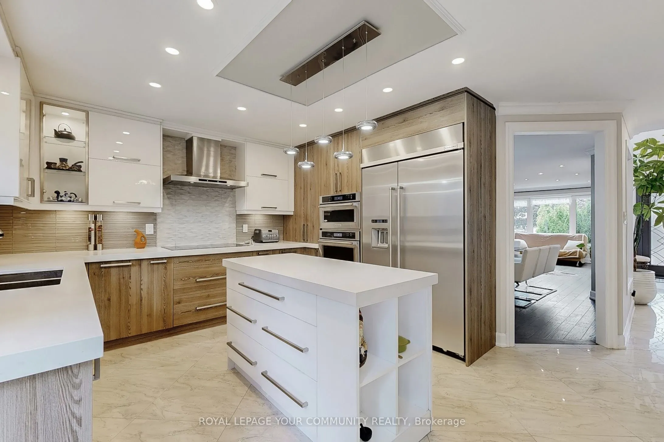 7 Shaftsbury Avenue