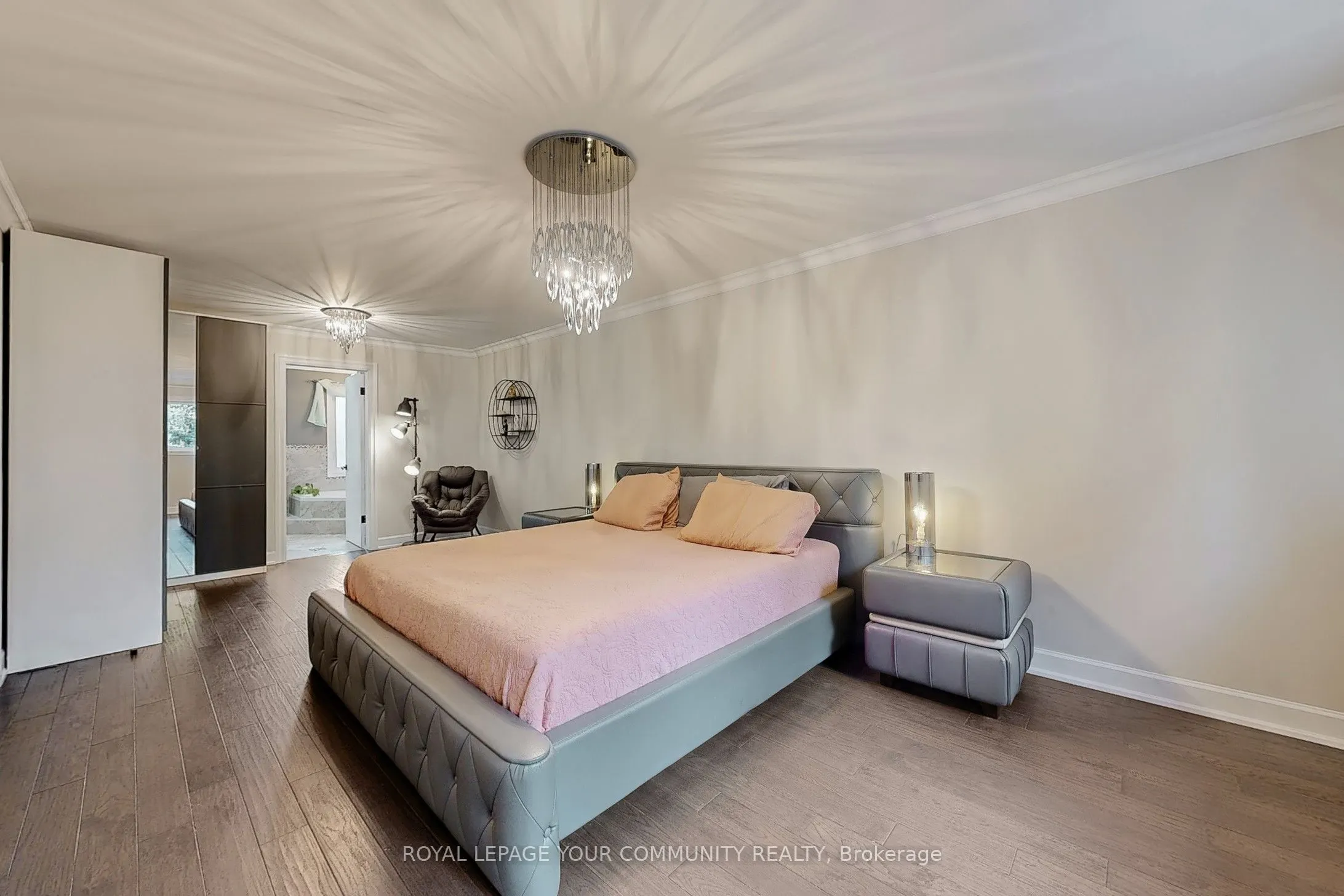 7 Shaftsbury Avenue