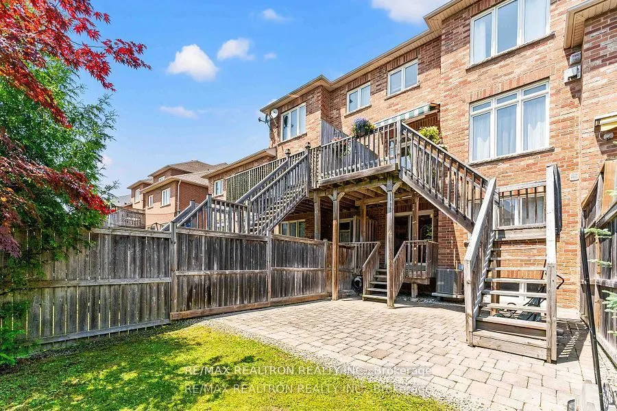 57 Littleriver Court