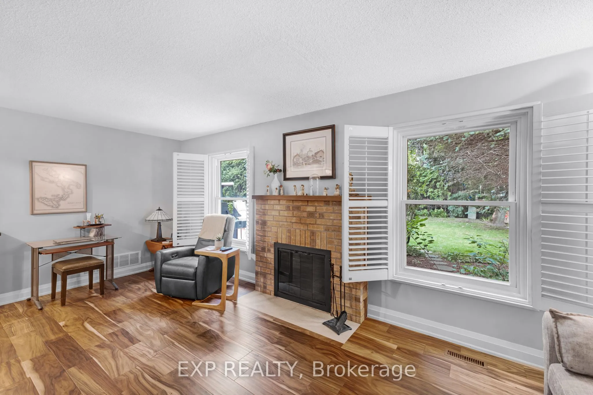 308 John Bowser Crescent