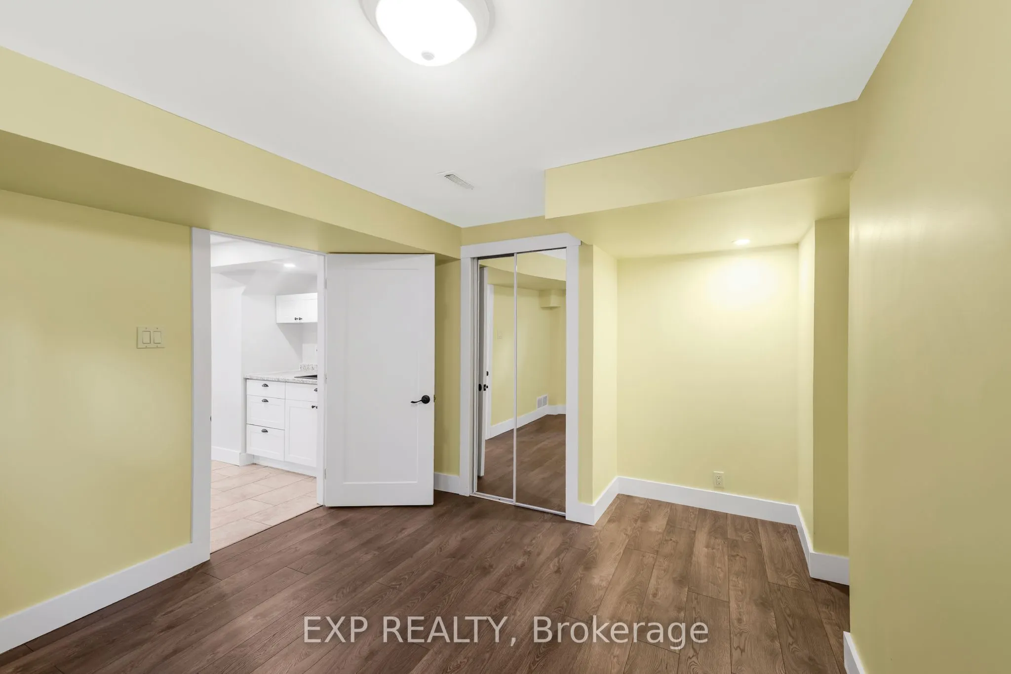 308 John Bowser Crescent