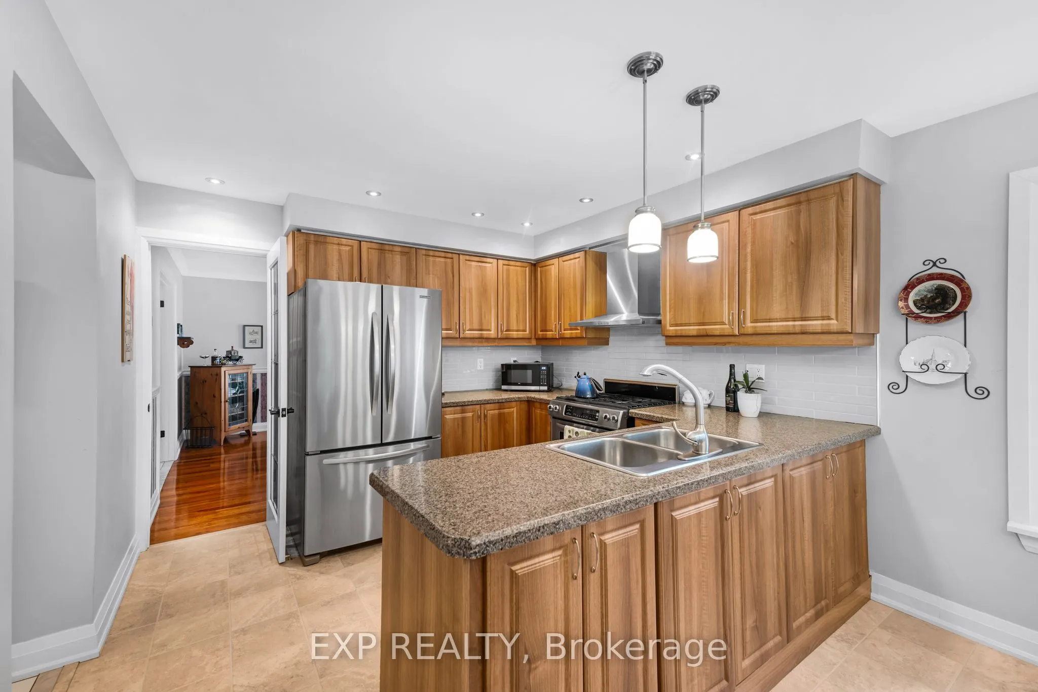 308 John Bowser Crescent