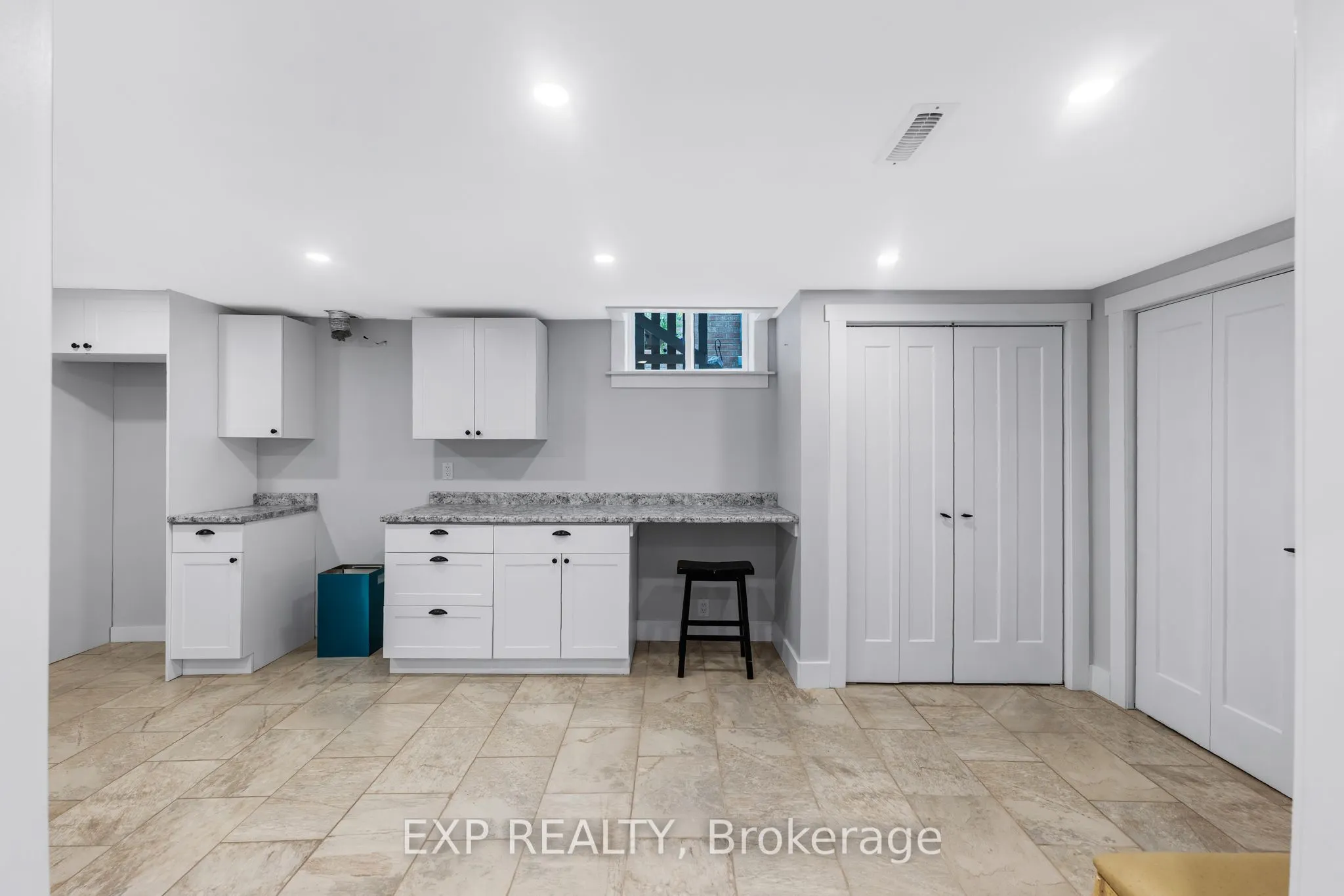 308 John Bowser Crescent