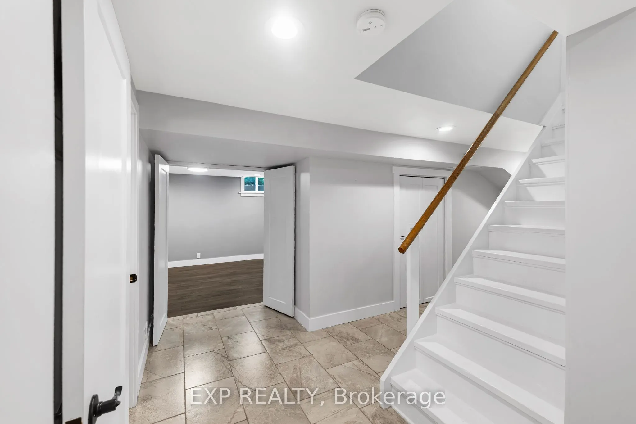 308 John Bowser Crescent