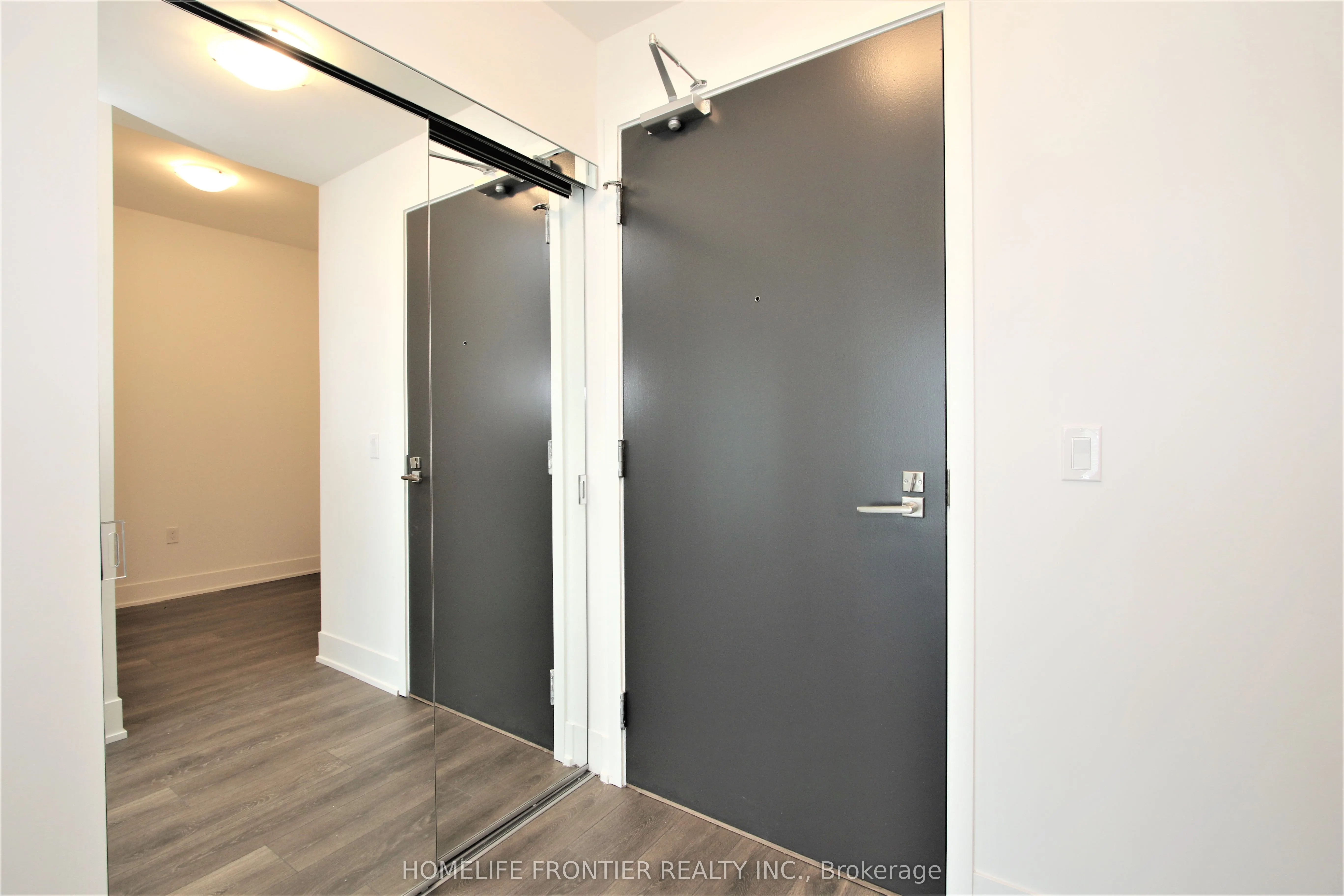 2908 Highway 7 Road W, #3504