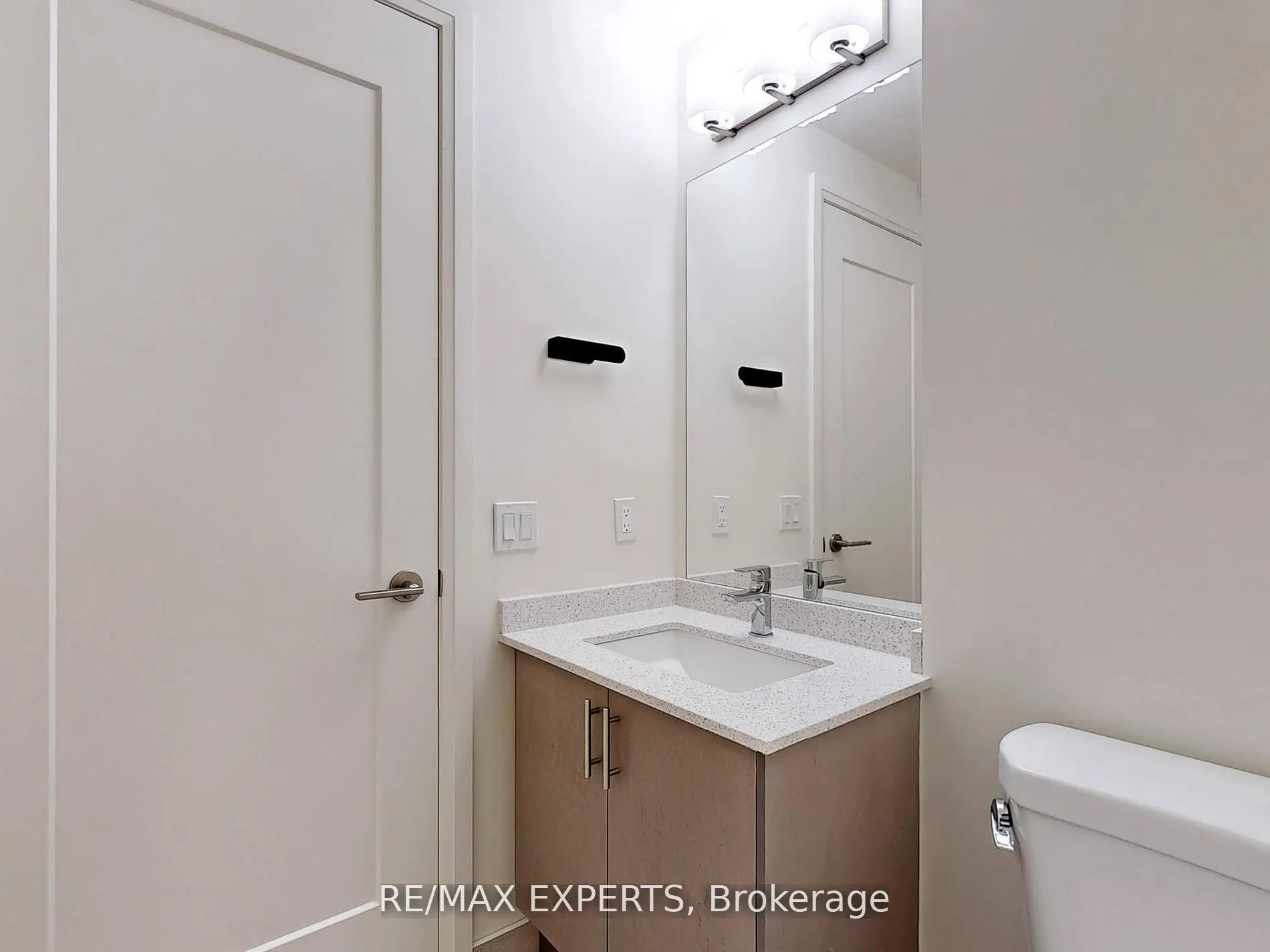 9000 Jane Street, #2225