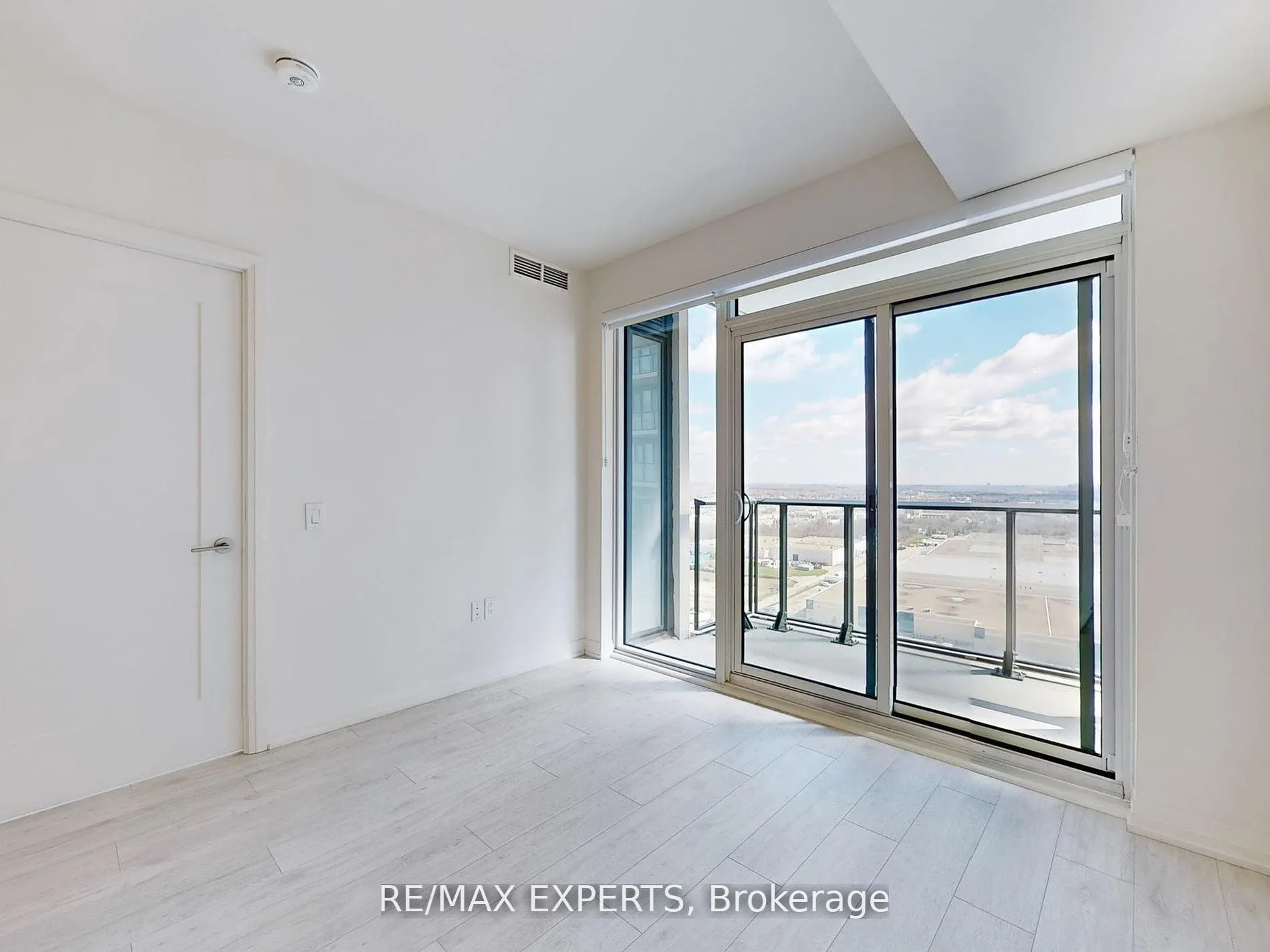 9000 Jane Street, #2225