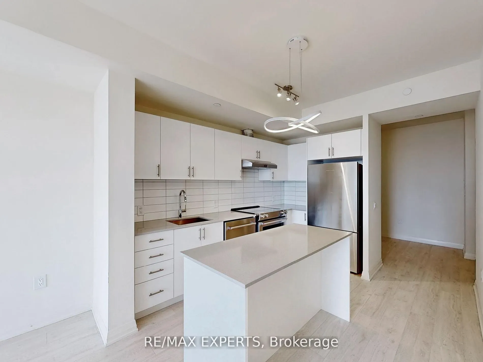 9000 Jane Street, #2225