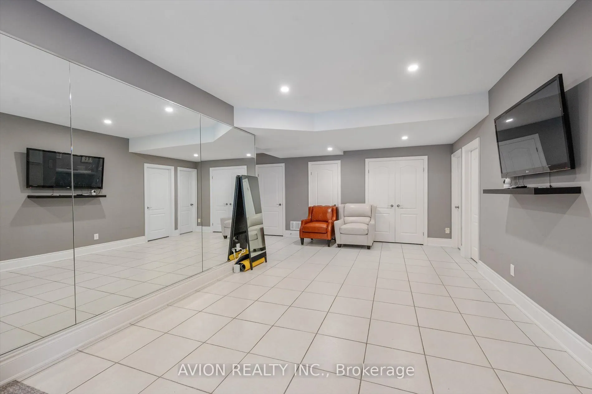 37 Frybrook Crescent