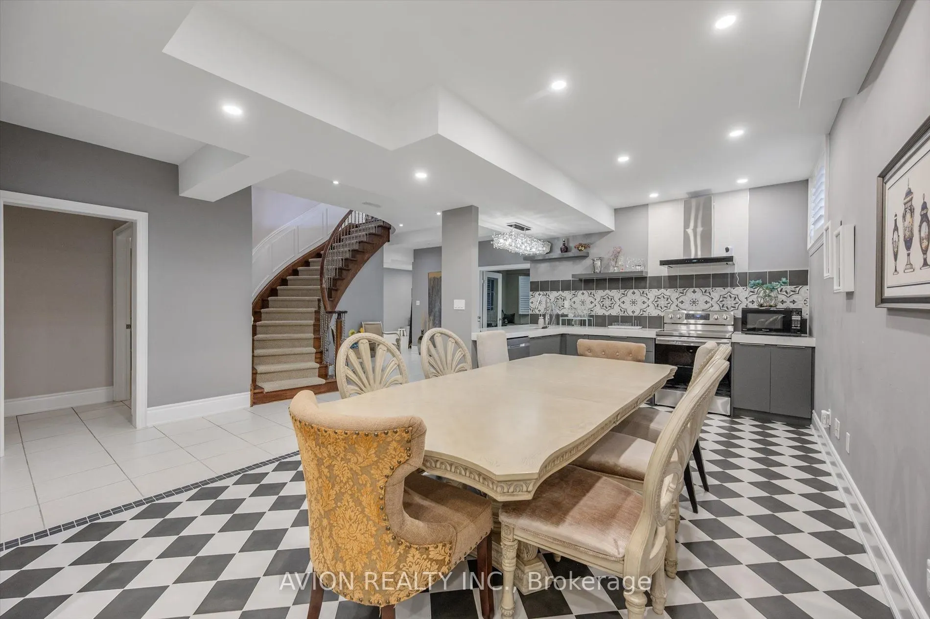 37 Frybrook Crescent