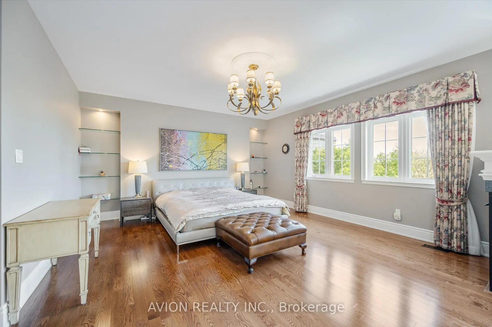 37 Frybrook Crescent
