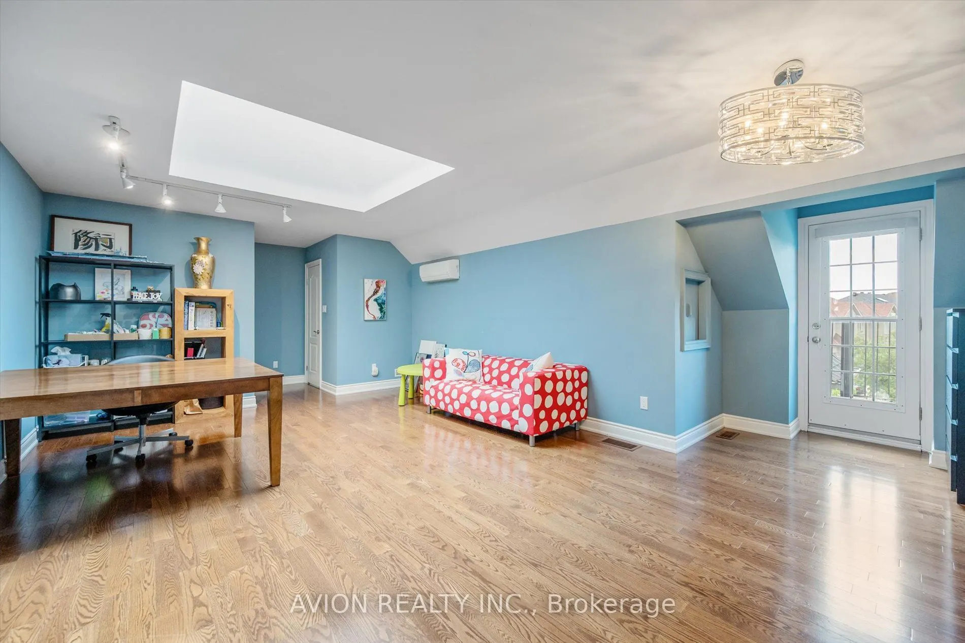 37 Frybrook Crescent