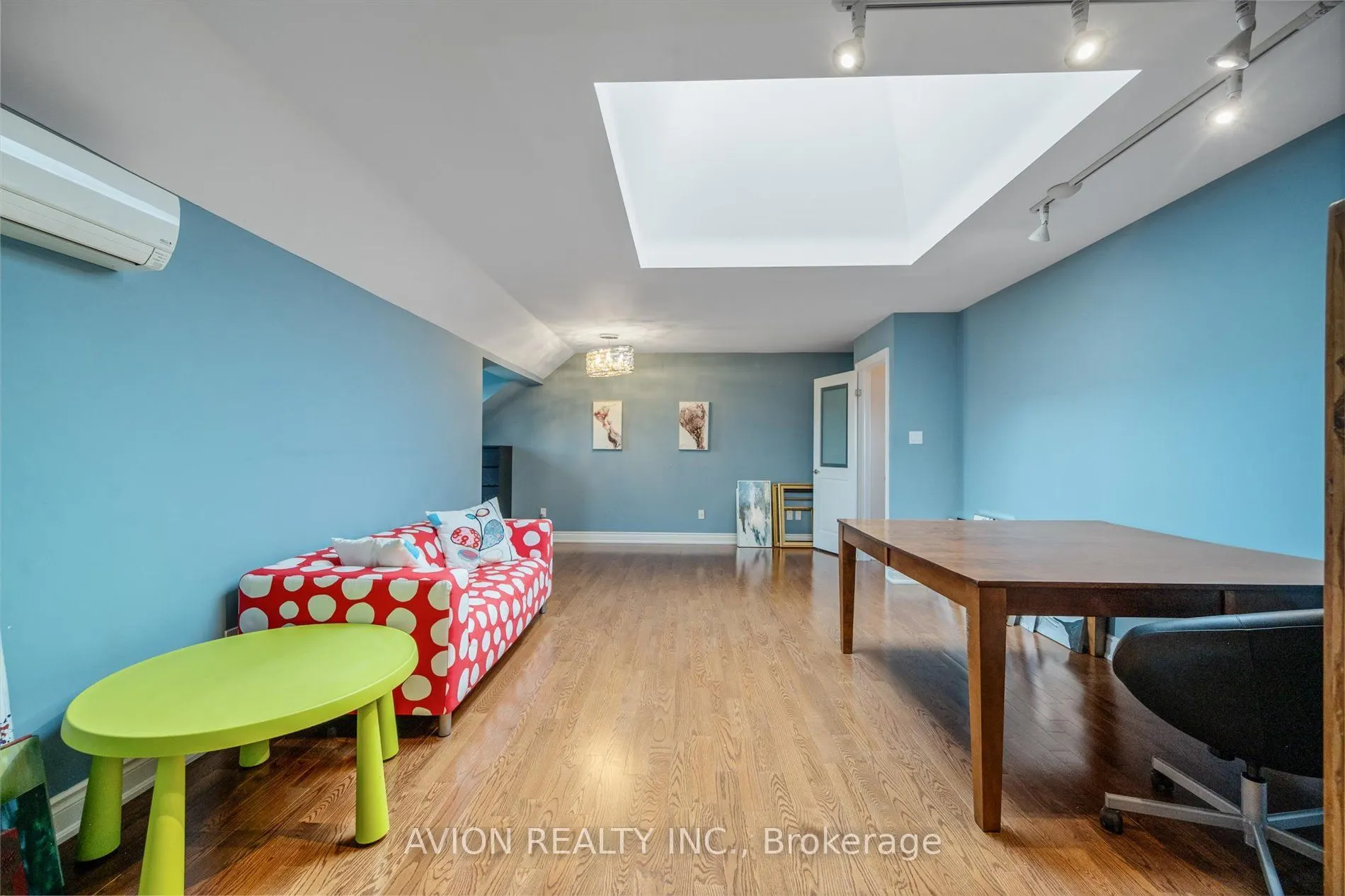 37 Frybrook Crescent
