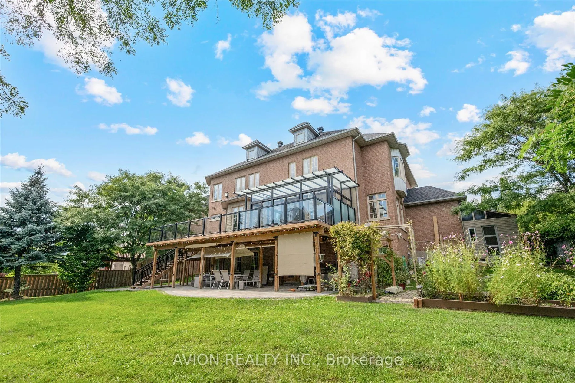 37 Frybrook Crescent