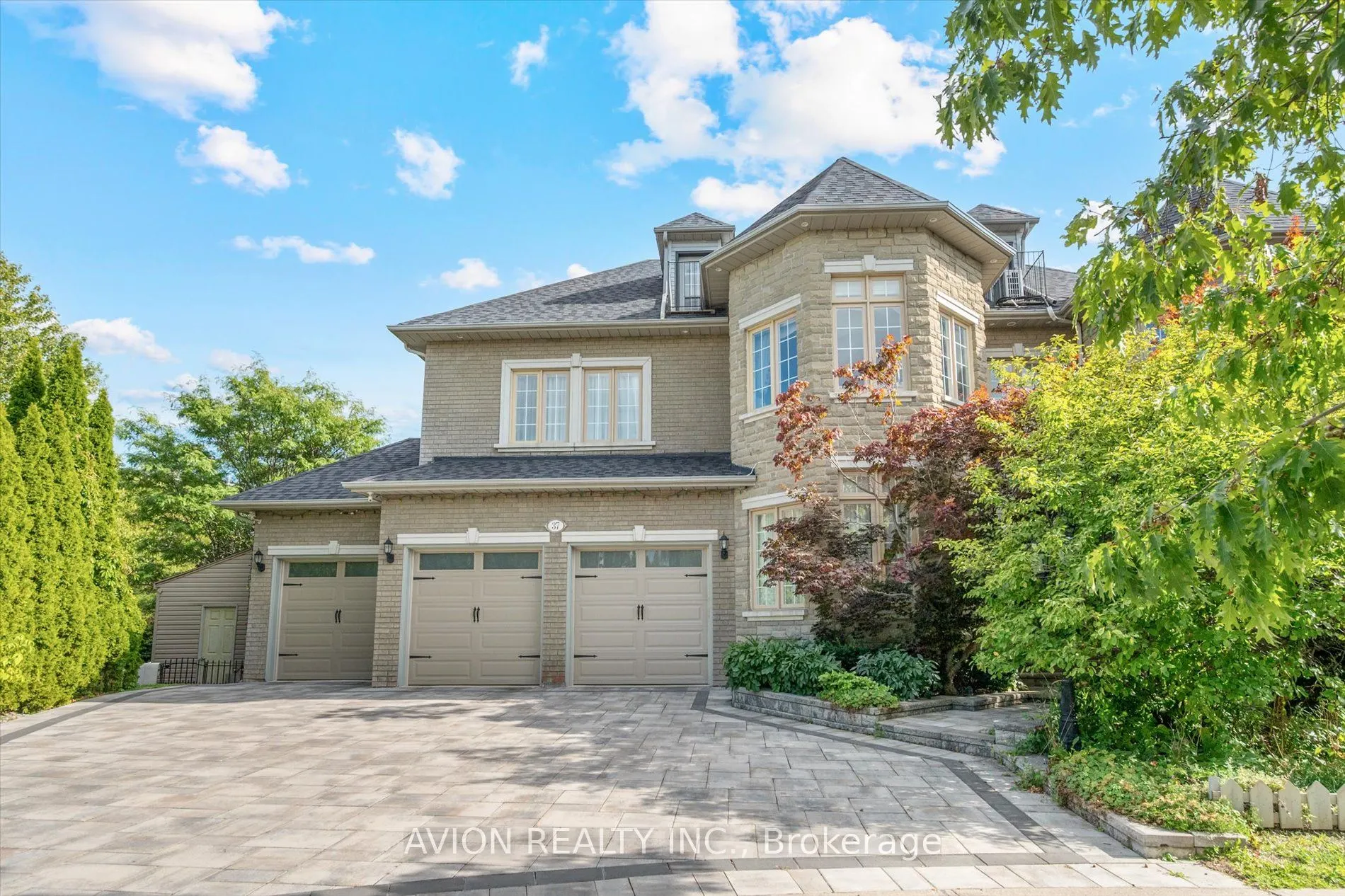 37 Frybrook Crescent