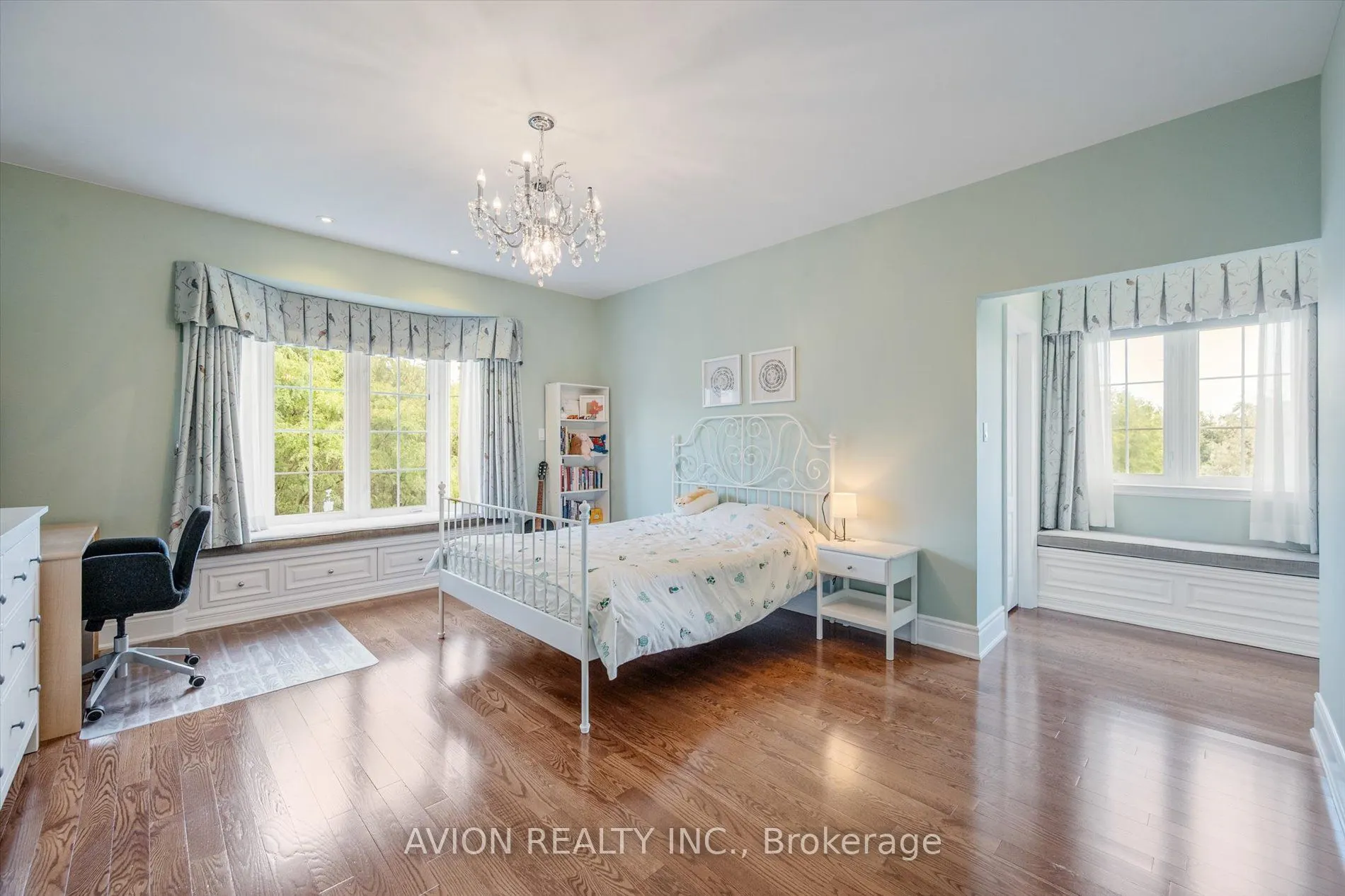 37 Frybrook Crescent