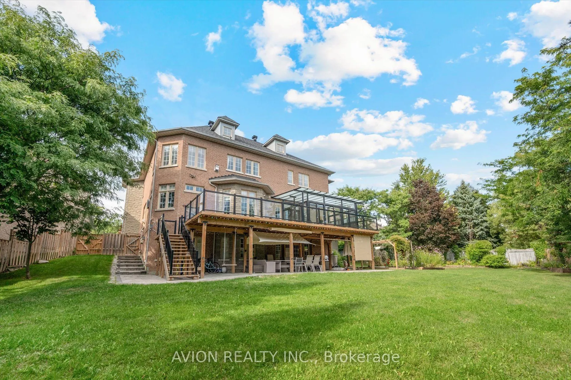 37 Frybrook Crescent