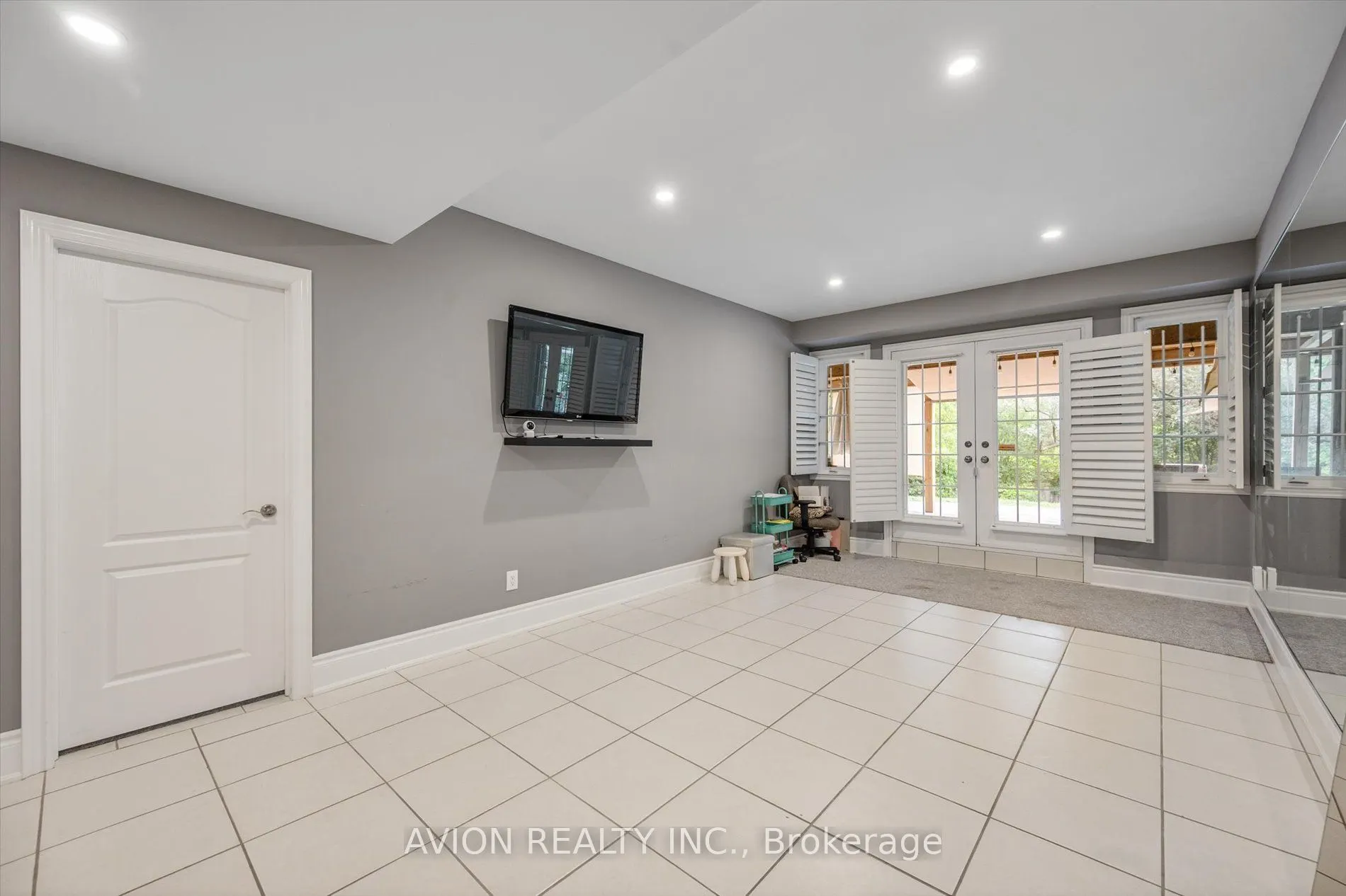 37 Frybrook Crescent