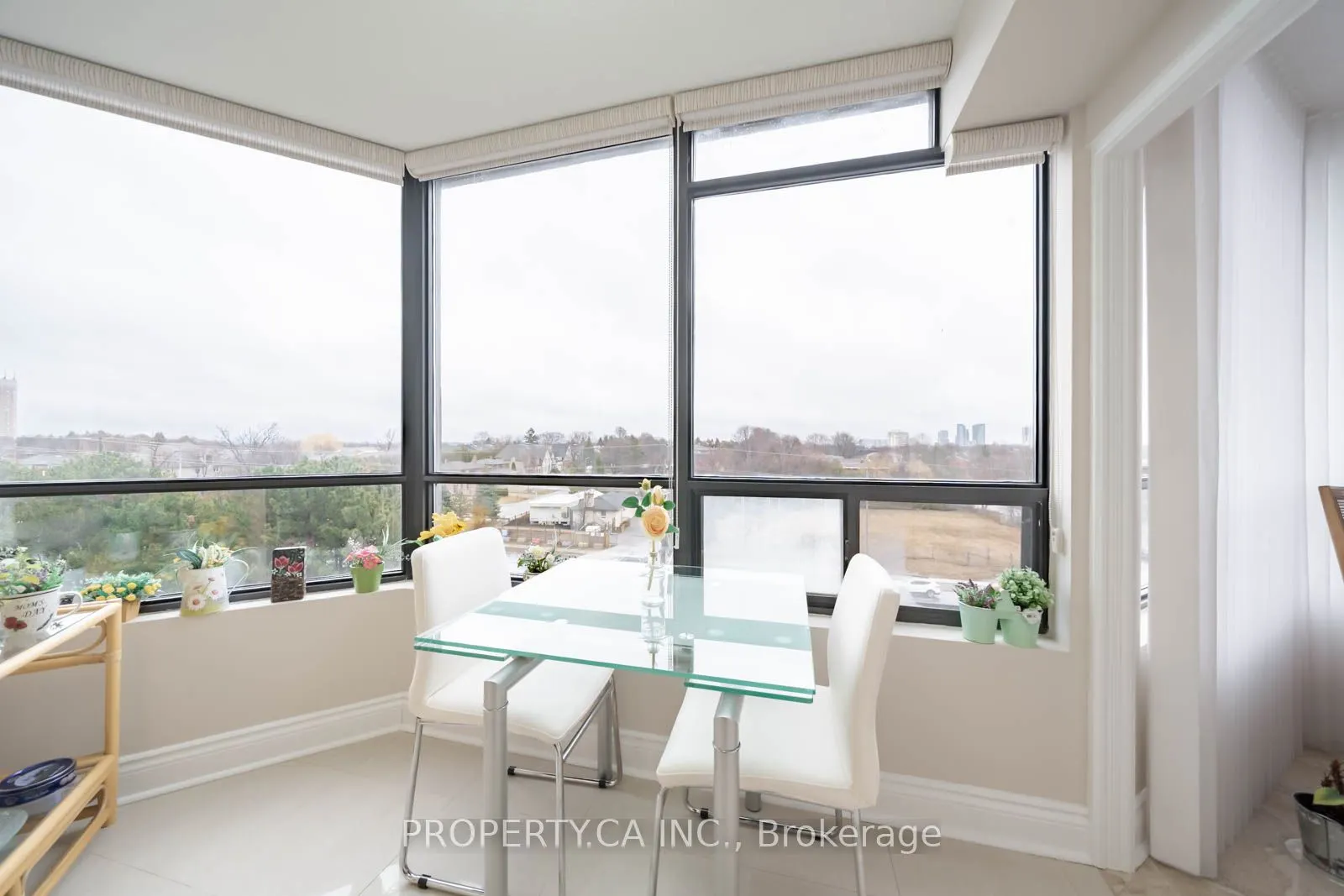7460 Bathurst Street, #605
