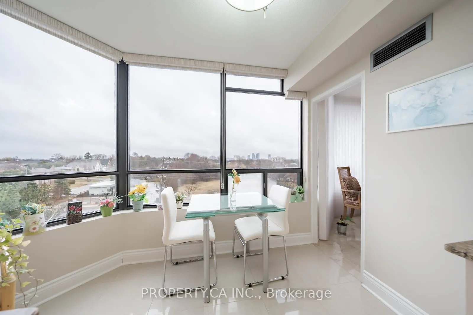 7460 Bathurst Street, #605