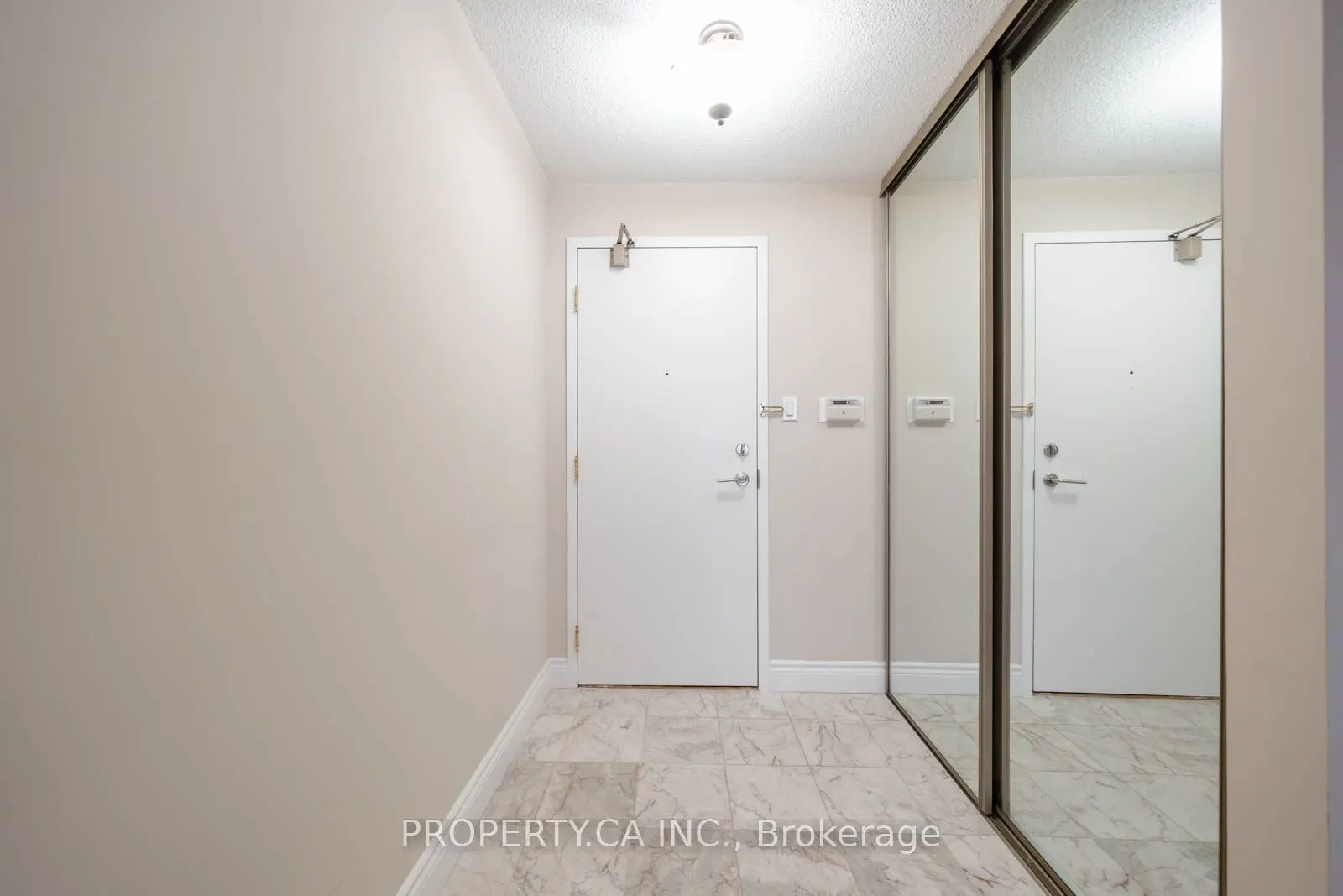 7460 Bathurst Street, #605